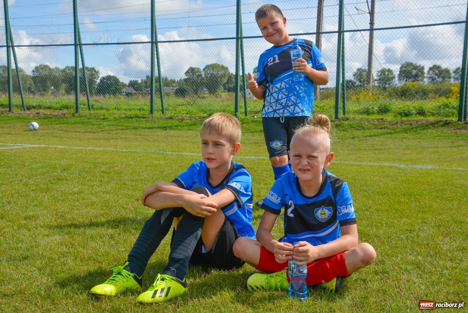 Zdjęcie w galerii na portalu naszraciborz.pl: Sportowa natura. Piłkarski turniej i piknik rodzinny w Markowicach [FOTO i WIDEO] wiadomości z regionu