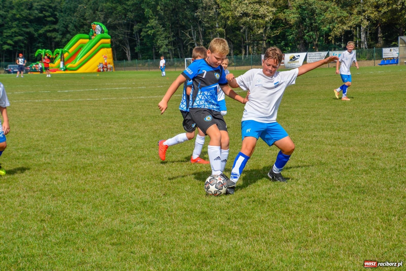 Zdjęcie w galerii na portalu naszraciborz.pl: Sportowa natura. Piłkarski turniej i piknik rodzinny w Markowicach [FOTO i WIDEO] wiadomości z regionu