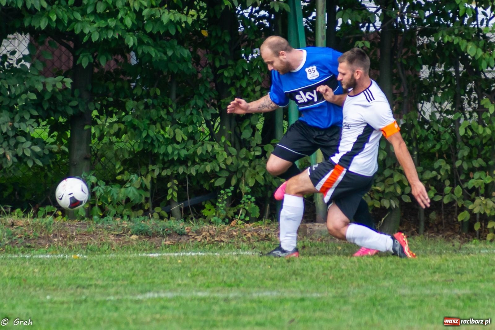 Zdjęcie w galerii na portalu naszraciborz.pl: Cieniawa-Tatara show przy Sudeckiej. Wicher na kolanach [FOTO] wiadomości z regionu