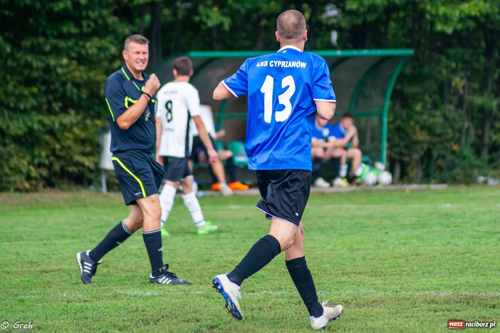 Zdjęcie w galerii na portalu naszraciborz.pl: Cieniawa-Tatara show przy Sudeckiej. Wicher na kolanach [FOTO] wiadomości z regionu