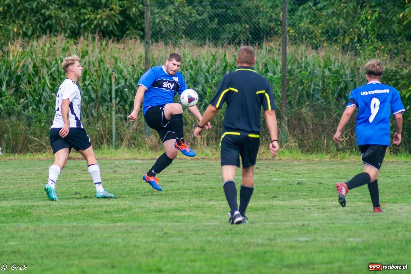 Zdjęcie w galerii na portalu naszraciborz.pl: Cieniawa-Tatara show przy Sudeckiej. Wicher na kolanach [FOTO] wiadomości z regionu