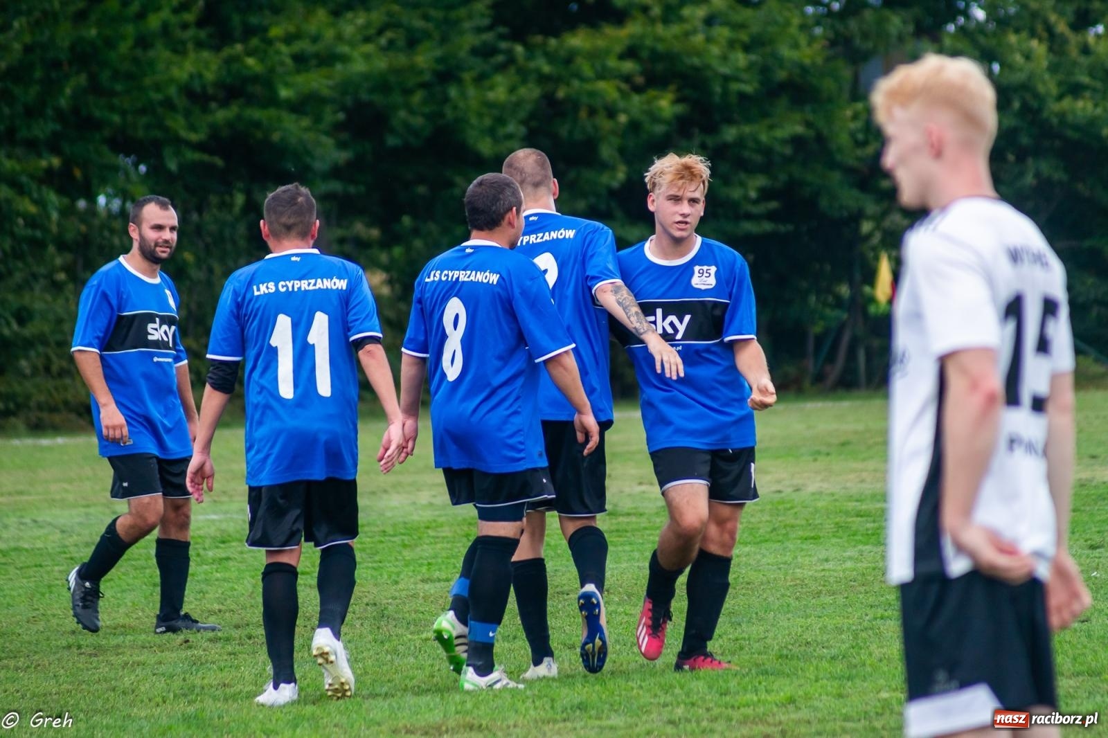 Zdjęcie w galerii na portalu naszraciborz.pl: Cieniawa-Tatara show przy Sudeckiej. Wicher na kolanach [FOTO] wiadomości z regionu
