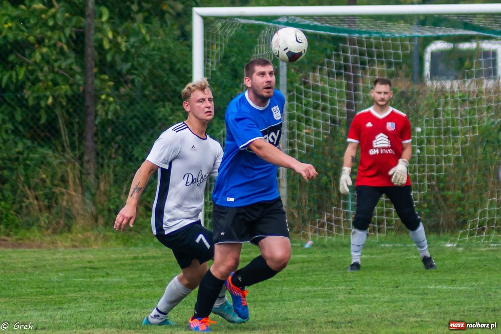 Zdjęcie w galerii na portalu naszraciborz.pl: Cieniawa-Tatara show przy Sudeckiej. Wicher na kolanach [FOTO] wiadomości z regionu