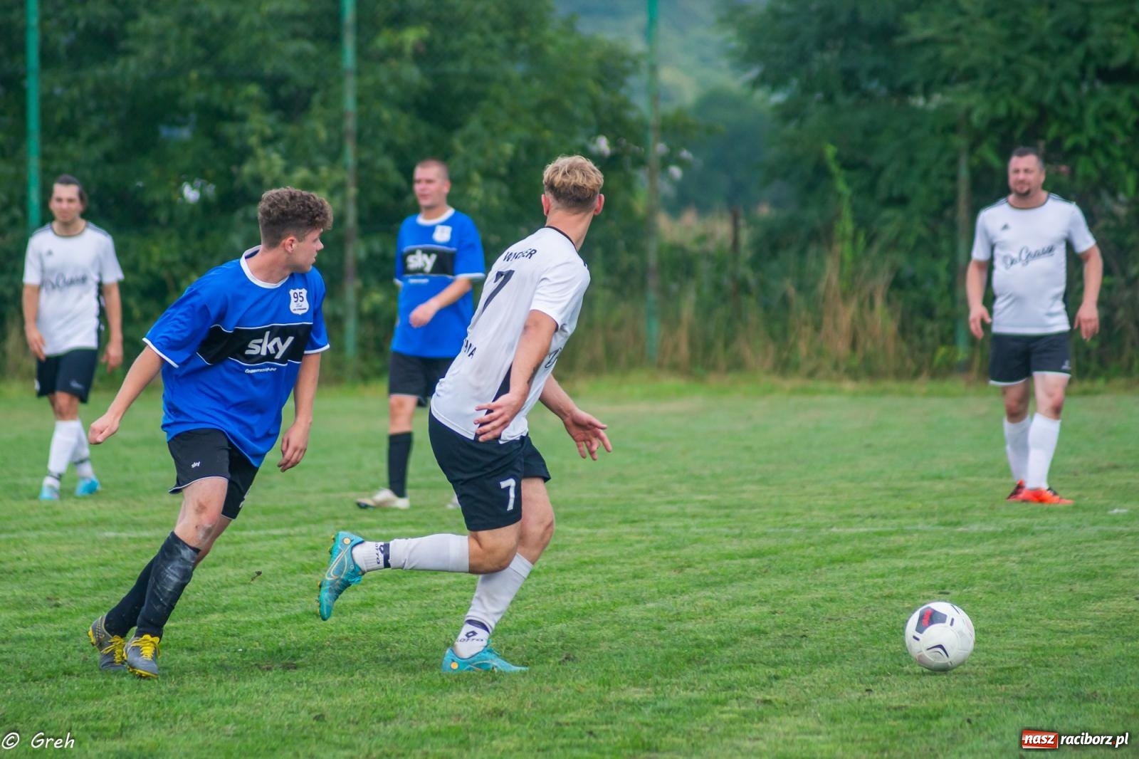 Zdjęcie w galerii na portalu naszraciborz.pl: Cieniawa-Tatara show przy Sudeckiej. Wicher na kolanach [FOTO] wiadomości z regionu