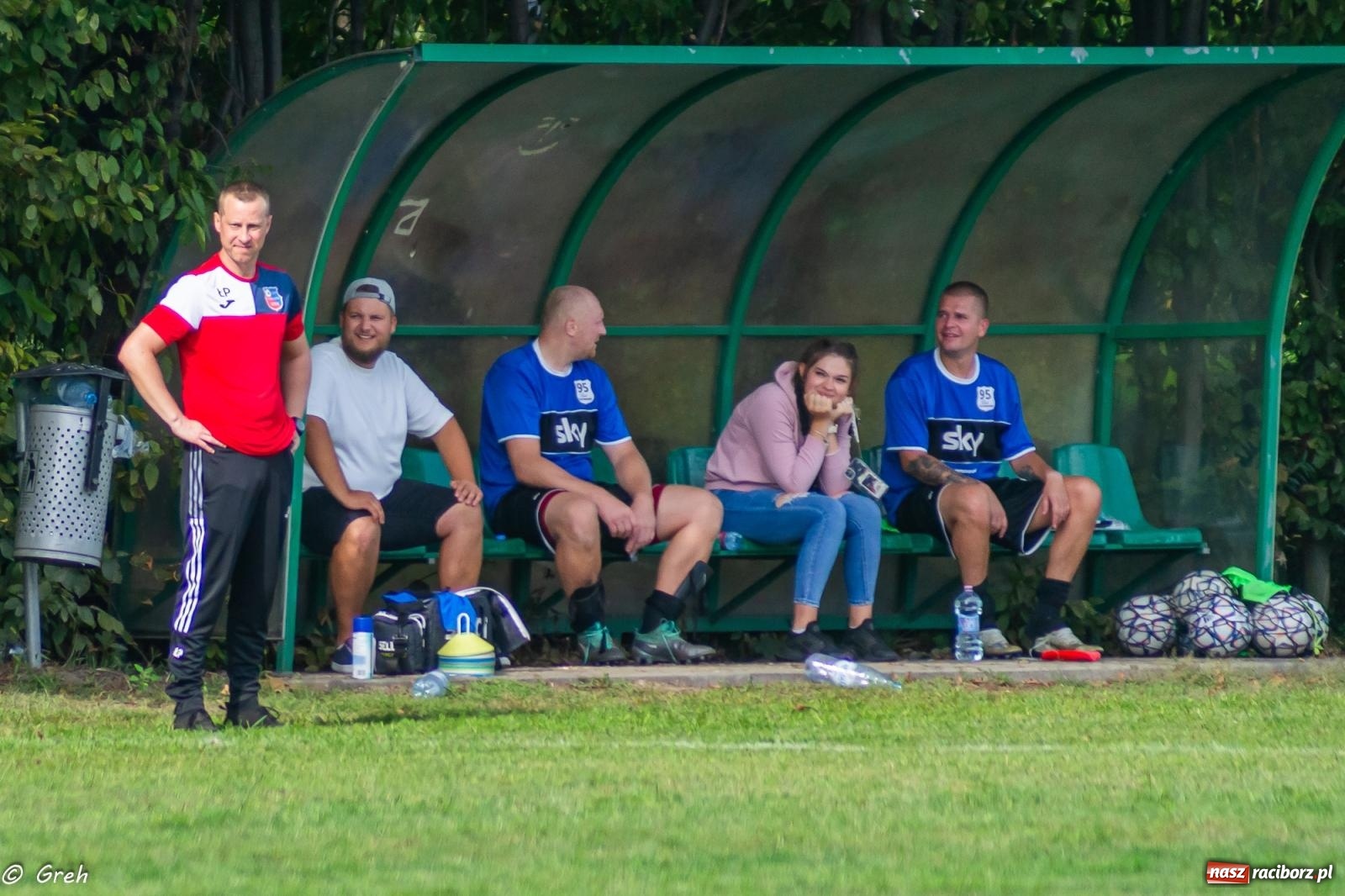 Zdjęcie w galerii na portalu naszraciborz.pl: Cieniawa-Tatara show przy Sudeckiej. Wicher na kolanach [FOTO] wiadomości z regionu