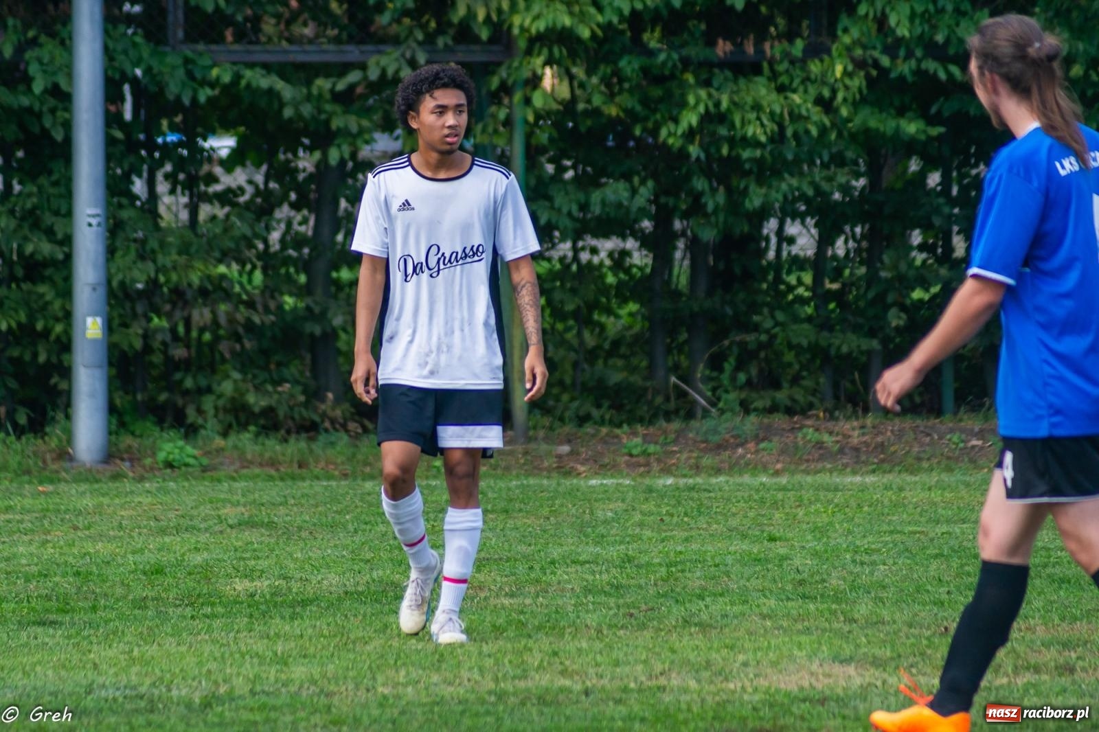 Zdjęcie w galerii na portalu naszraciborz.pl: Cieniawa-Tatara show przy Sudeckiej. Wicher na kolanach [FOTO] wiadomości z regionu