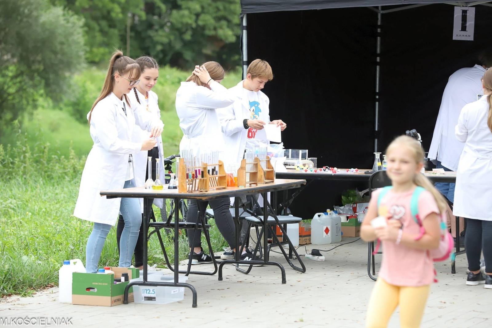 Zdjęcie w galerii na portalu naszraciborz.pl: Festiwal Odkrywców na raciborskich bulwarach wiadomości z regionu