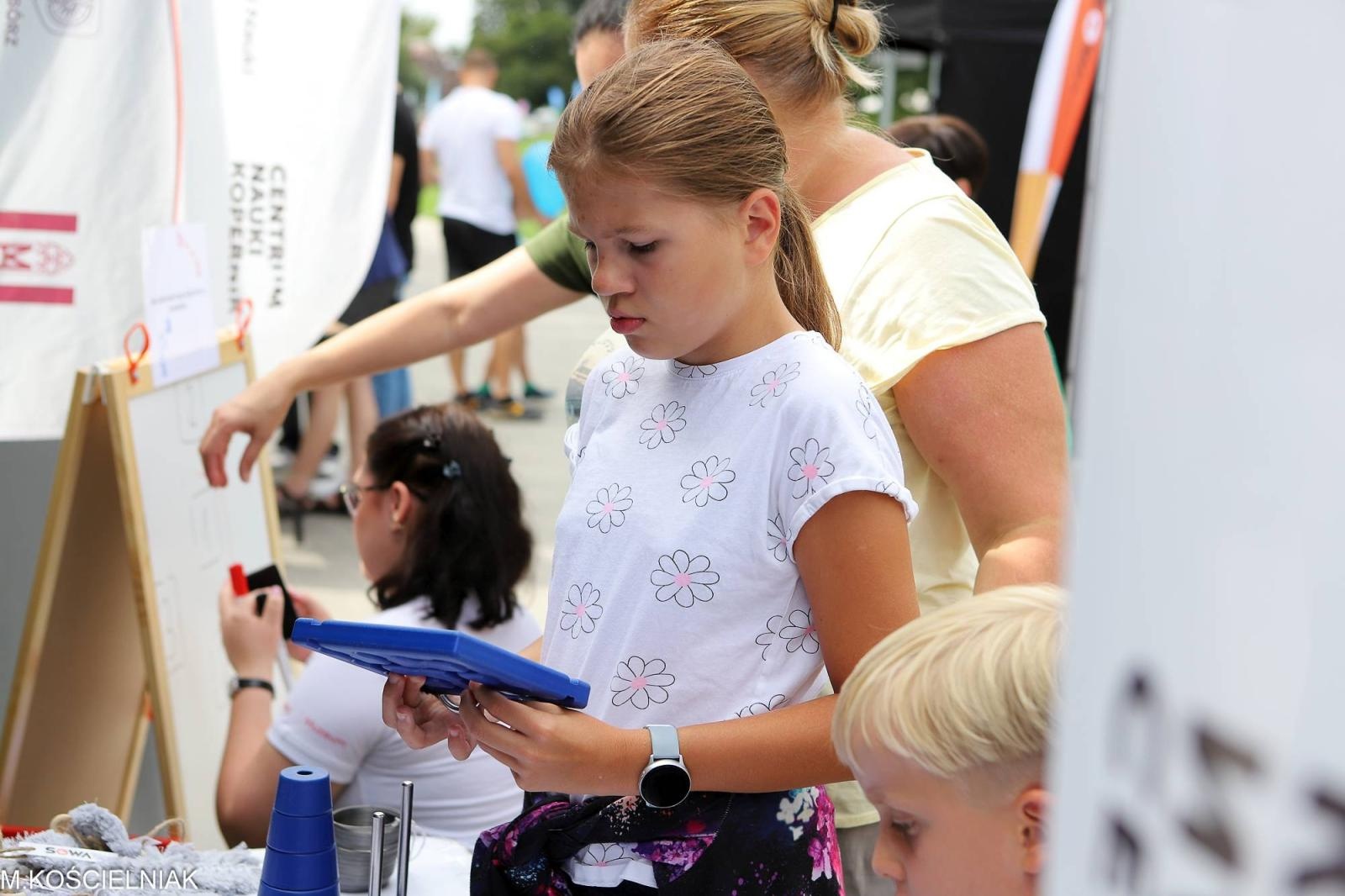 Zdjęcie w galerii na portalu naszraciborz.pl: Festiwal Odkrywców na raciborskich bulwarach wiadomości z regionu