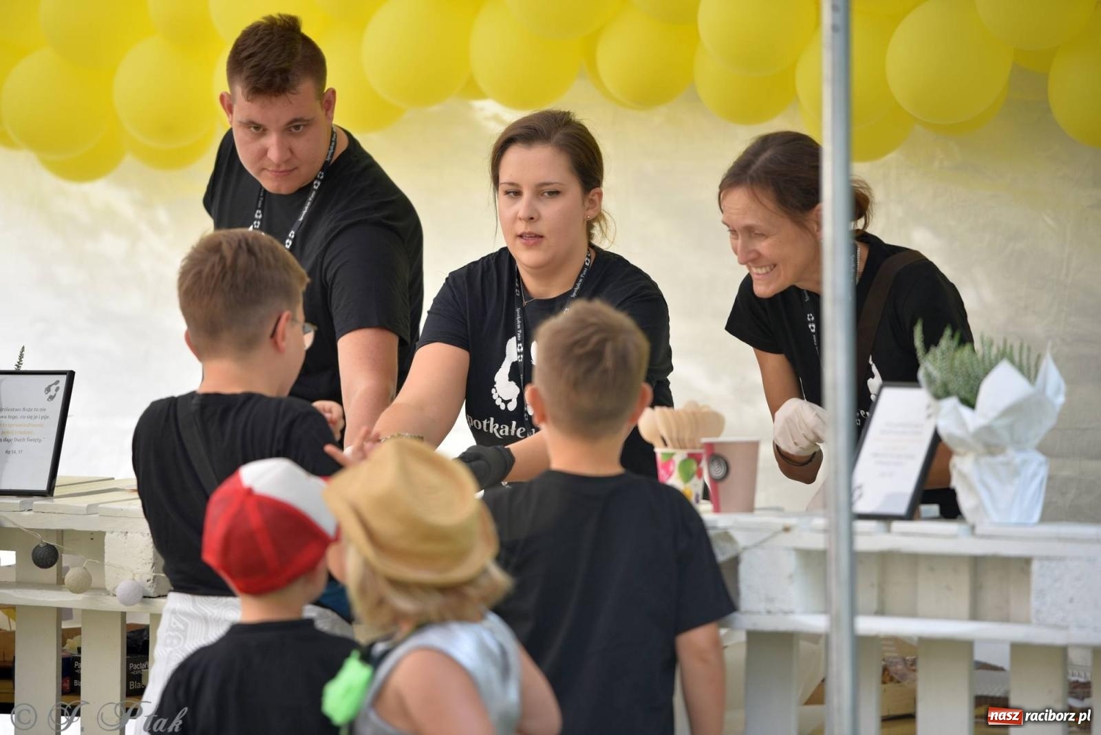 Zdjęcie w galerii na portalu naszraciborz.pl: Trwa 32. edycja raciborskiego festiwalu Spotkałem Pana [FOTO i WIDEO] wiadomości z regionu
