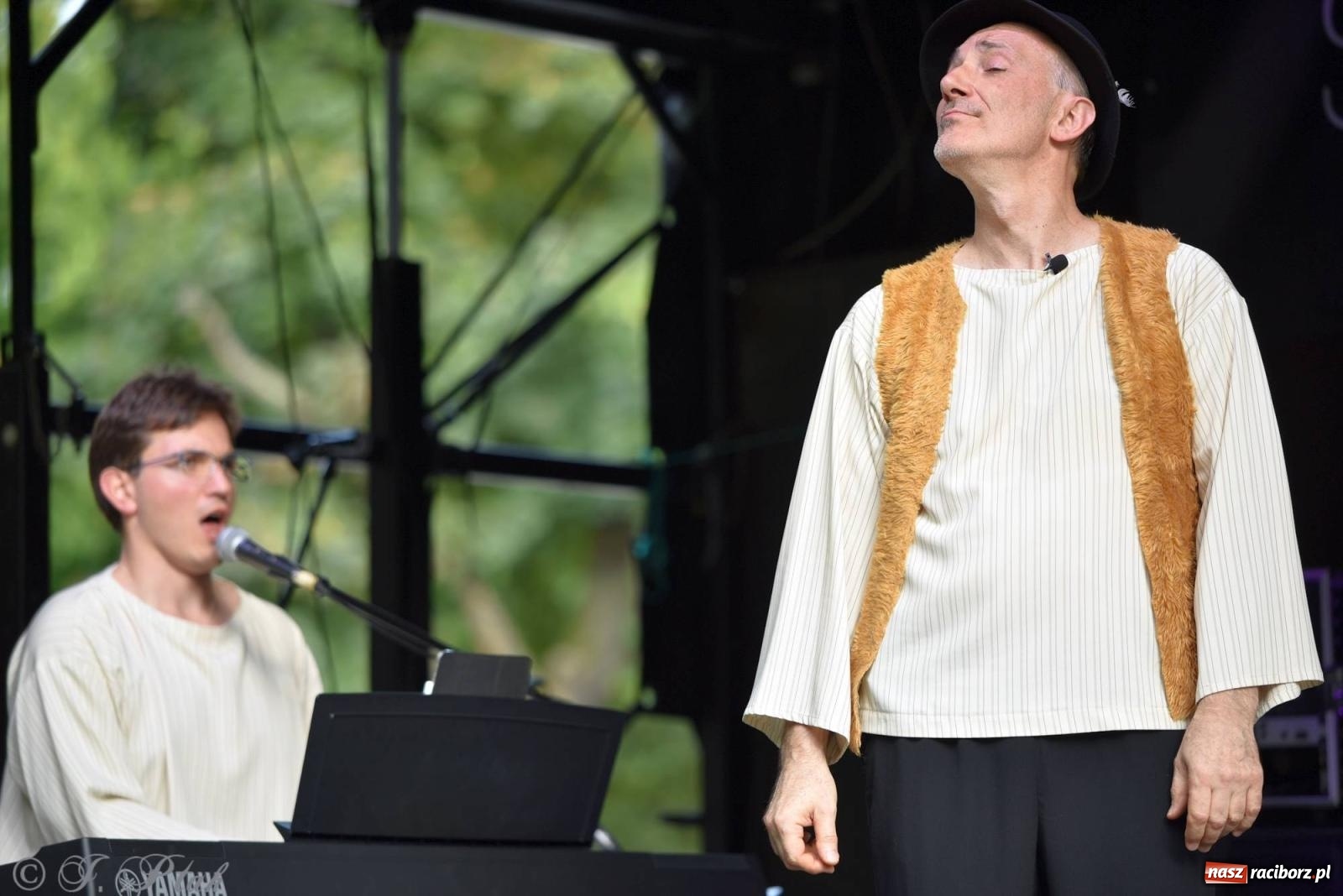 Zdjęcie w galerii na portalu naszraciborz.pl: Trwa 32. edycja raciborskiego festiwalu Spotkałem Pana [FOTO i WIDEO] wiadomości z regionu