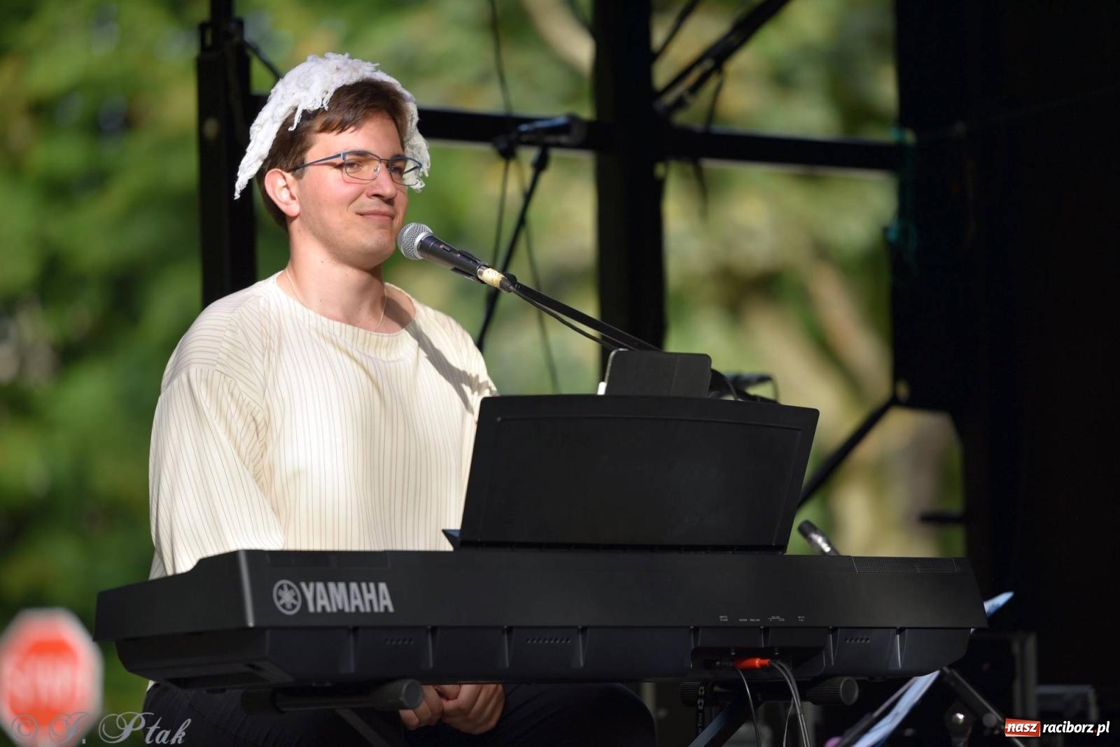 Zdjęcie w galerii na portalu naszraciborz.pl: Trwa 32. edycja raciborskiego festiwalu Spotkałem Pana [FOTO i WIDEO] wiadomości z regionu