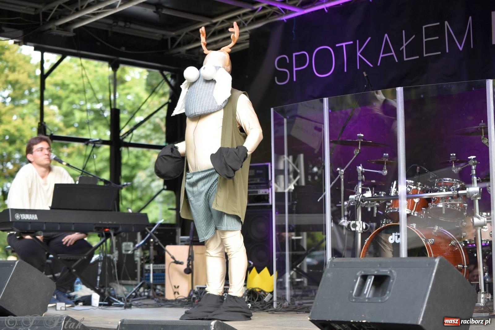 Zdjęcie w galerii na portalu naszraciborz.pl: Trwa 32. edycja raciborskiego festiwalu Spotkałem Pana [FOTO i WIDEO] wiadomości z regionu