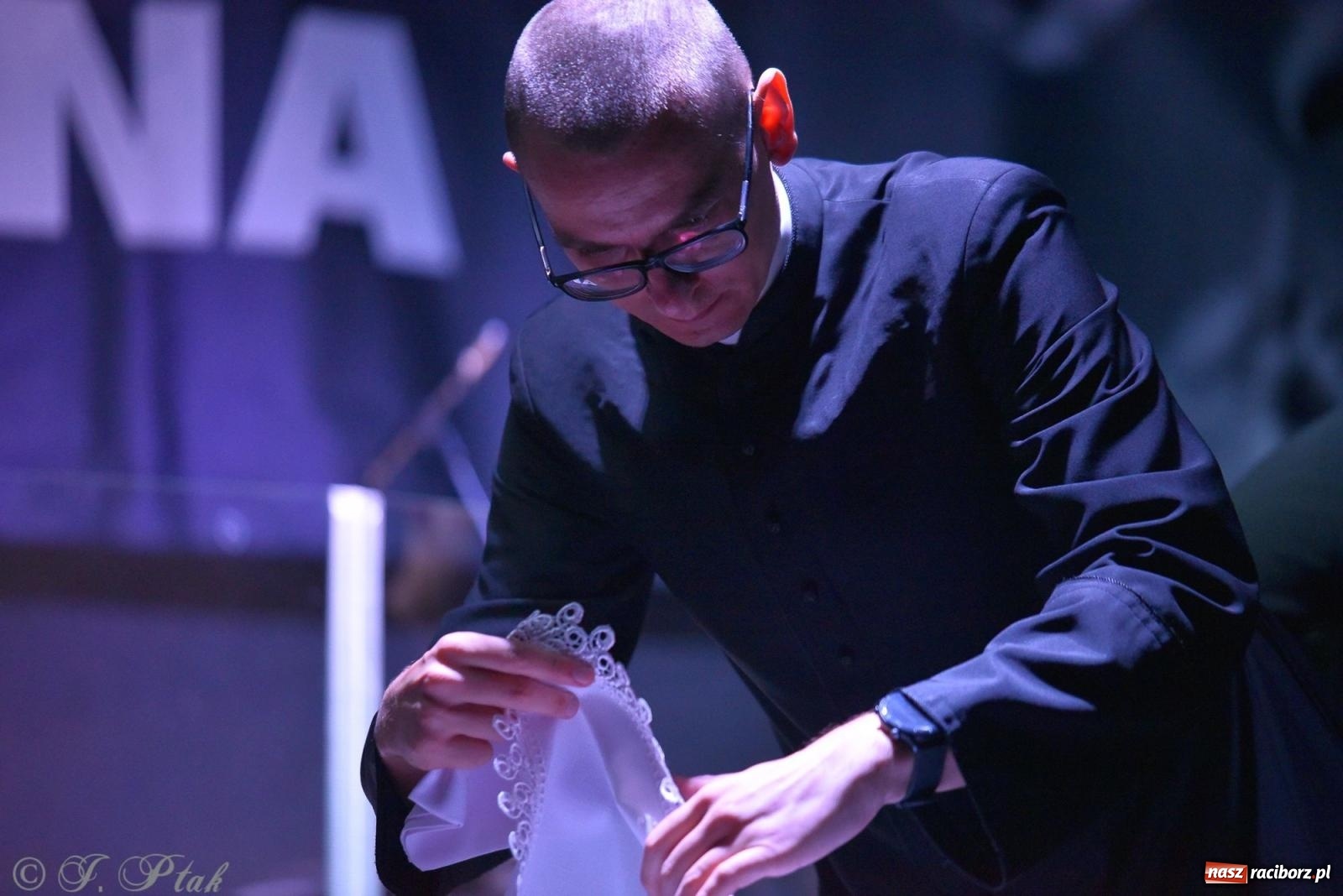 Zdjęcie w galerii na portalu naszraciborz.pl: Festiwal Spotkałem Pana. Wieczór Uwielbienia [FOTO i WIDEO] wiadomości z regionu