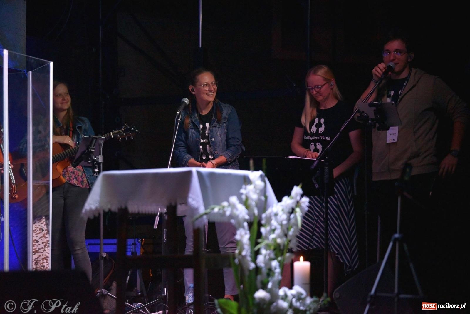Zdjęcie w galerii na portalu naszraciborz.pl: Festiwal Spotkałem Pana. Wieczór Uwielbienia [FOTO i WIDEO] wiadomości z regionu