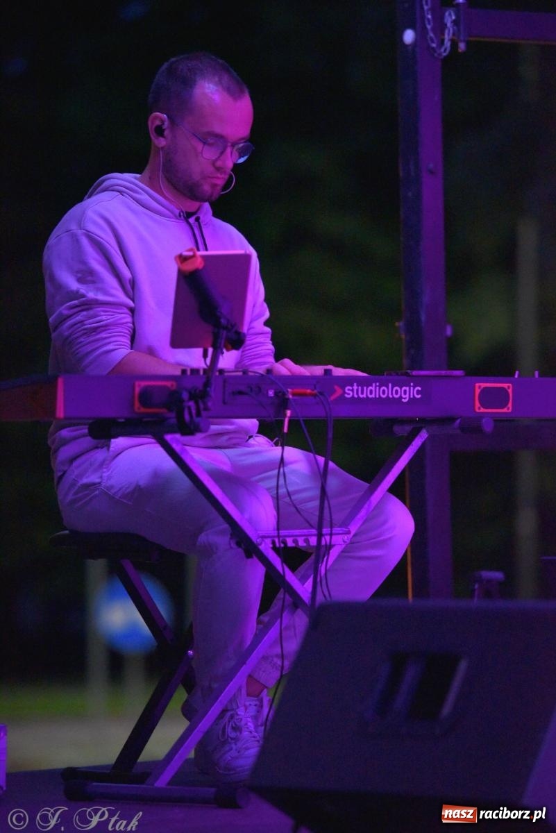 Zdjęcie w galerii na portalu naszraciborz.pl: Festiwal Spotkałem Pana. Wieczór Uwielbienia [FOTO i WIDEO] wiadomości z regionu