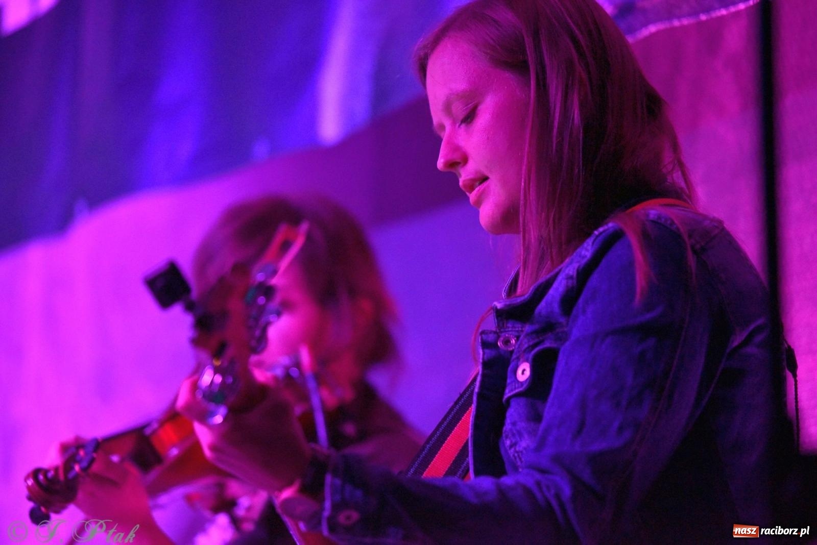 Zdjęcie w galerii na portalu naszraciborz.pl: Festiwal Spotkałem Pana. Wieczór Uwielbienia [FOTO i WIDEO] wiadomości z regionu