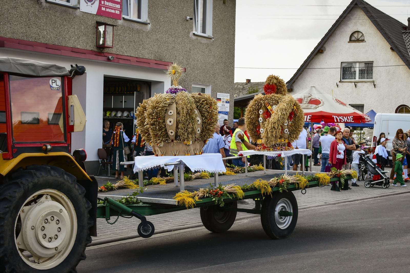 Zdjęcie w galerii na portalu naszraciborz.pl: Jedna parafia, dwa sołectwa. Dożynki w Owsiszczach [FOTO i WIDEO] wiadomości z regionu