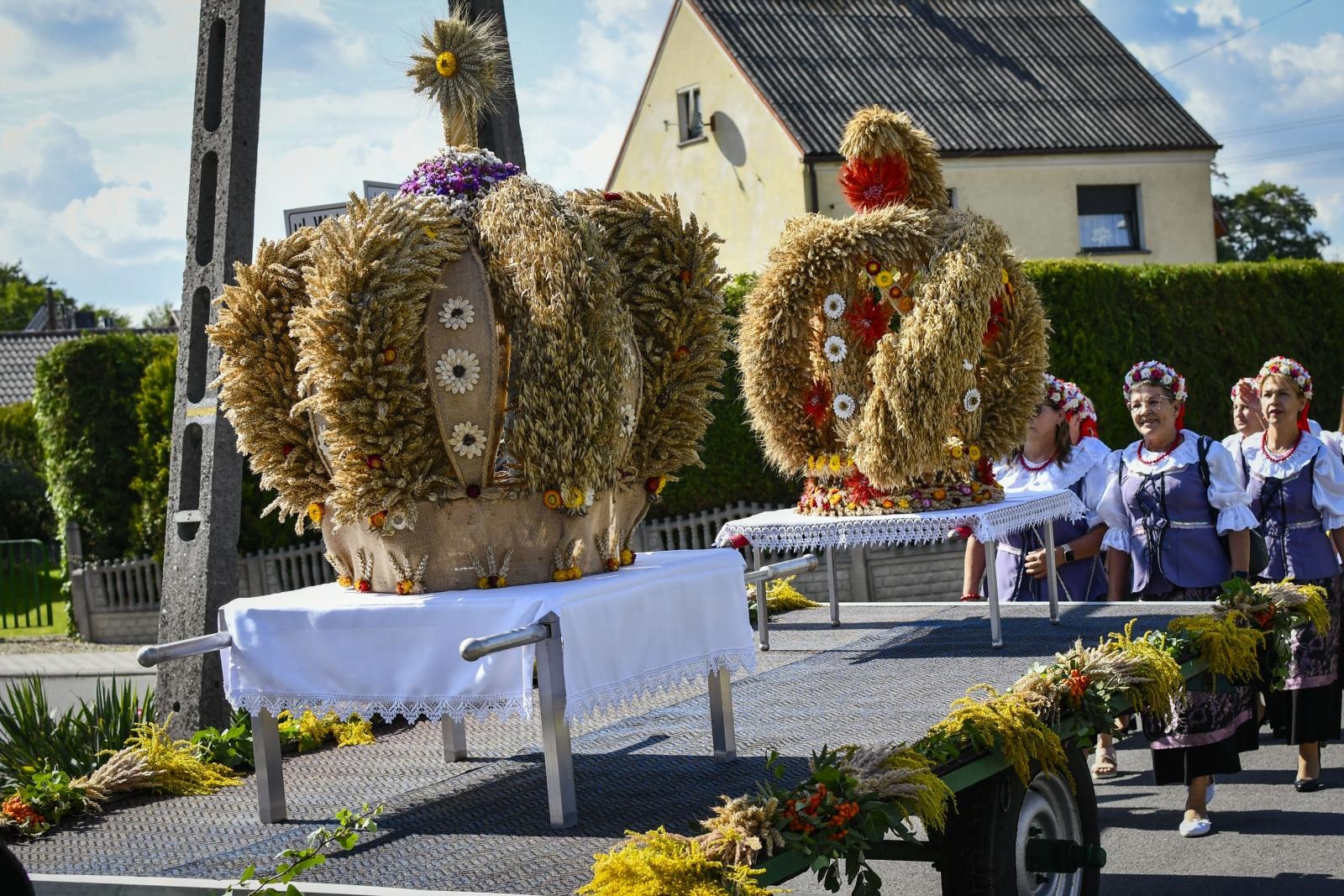 Zdjęcie w galerii na portalu naszraciborz.pl: Jedna parafia, dwa sołectwa. Dożynki w Owsiszczach [FOTO i WIDEO] wiadomości z regionu