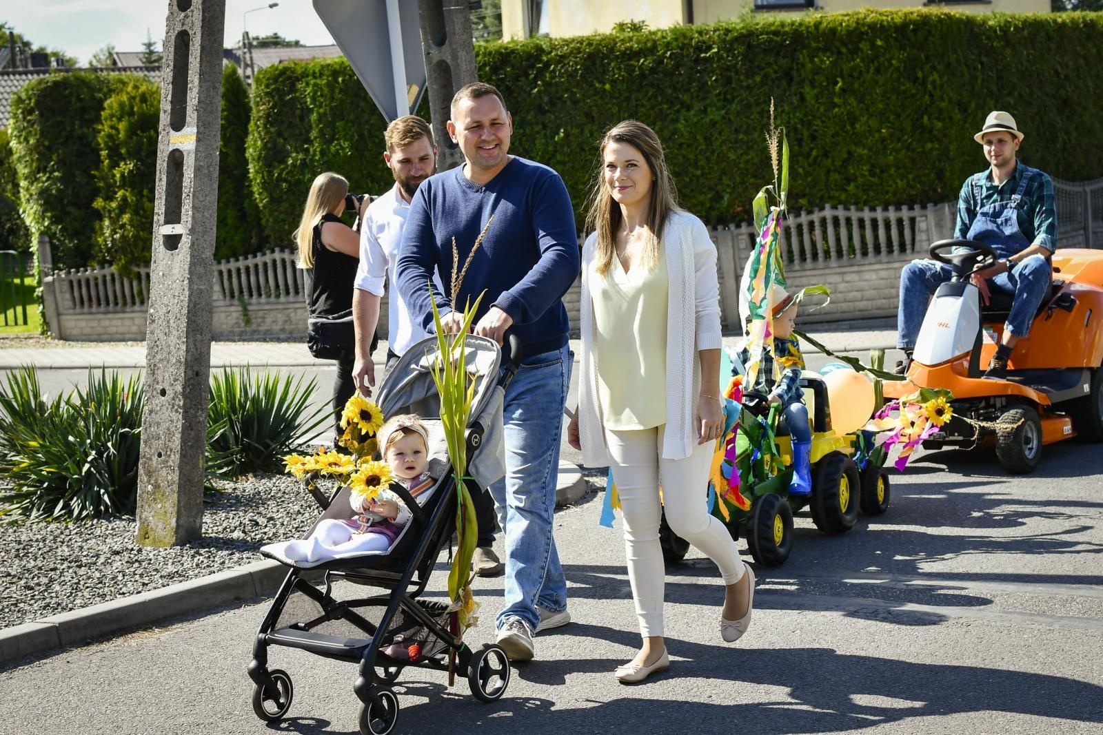 Zdjęcie w galerii na portalu naszraciborz.pl: Jedna parafia, dwa sołectwa. Dożynki w Owsiszczach [FOTO i WIDEO] wiadomości z regionu