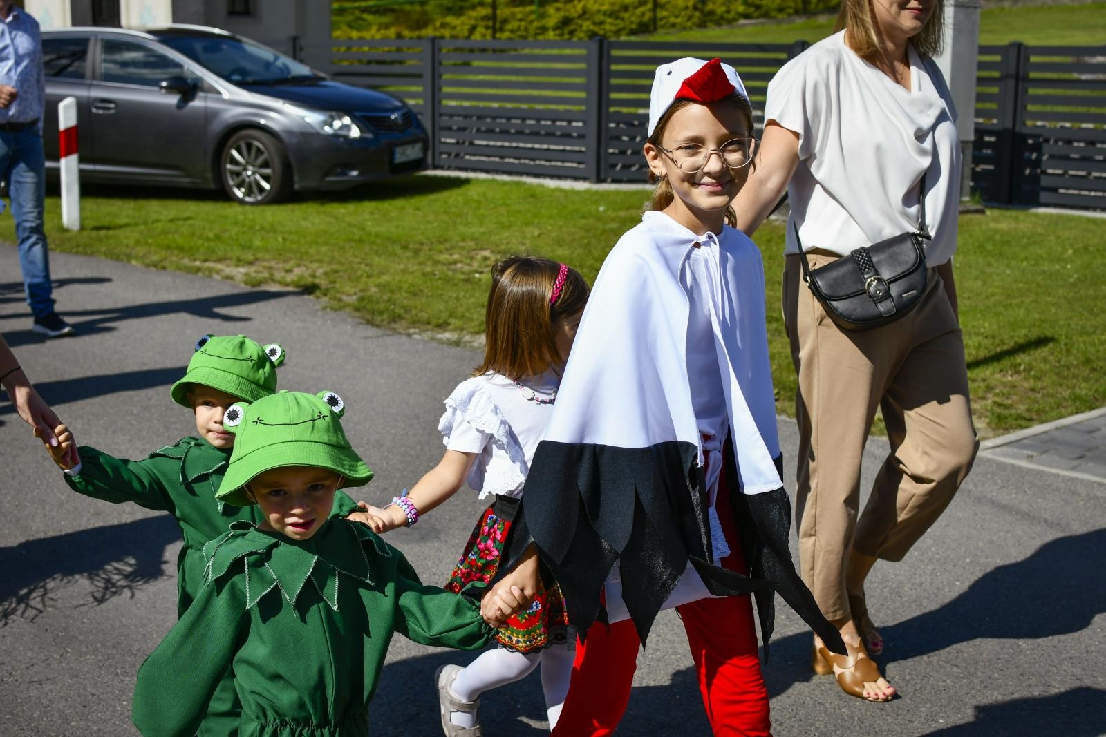 Zdjęcie w galerii na portalu naszraciborz.pl: Jedna parafia, dwa sołectwa. Dożynki w Owsiszczach [FOTO i WIDEO] wiadomości z regionu