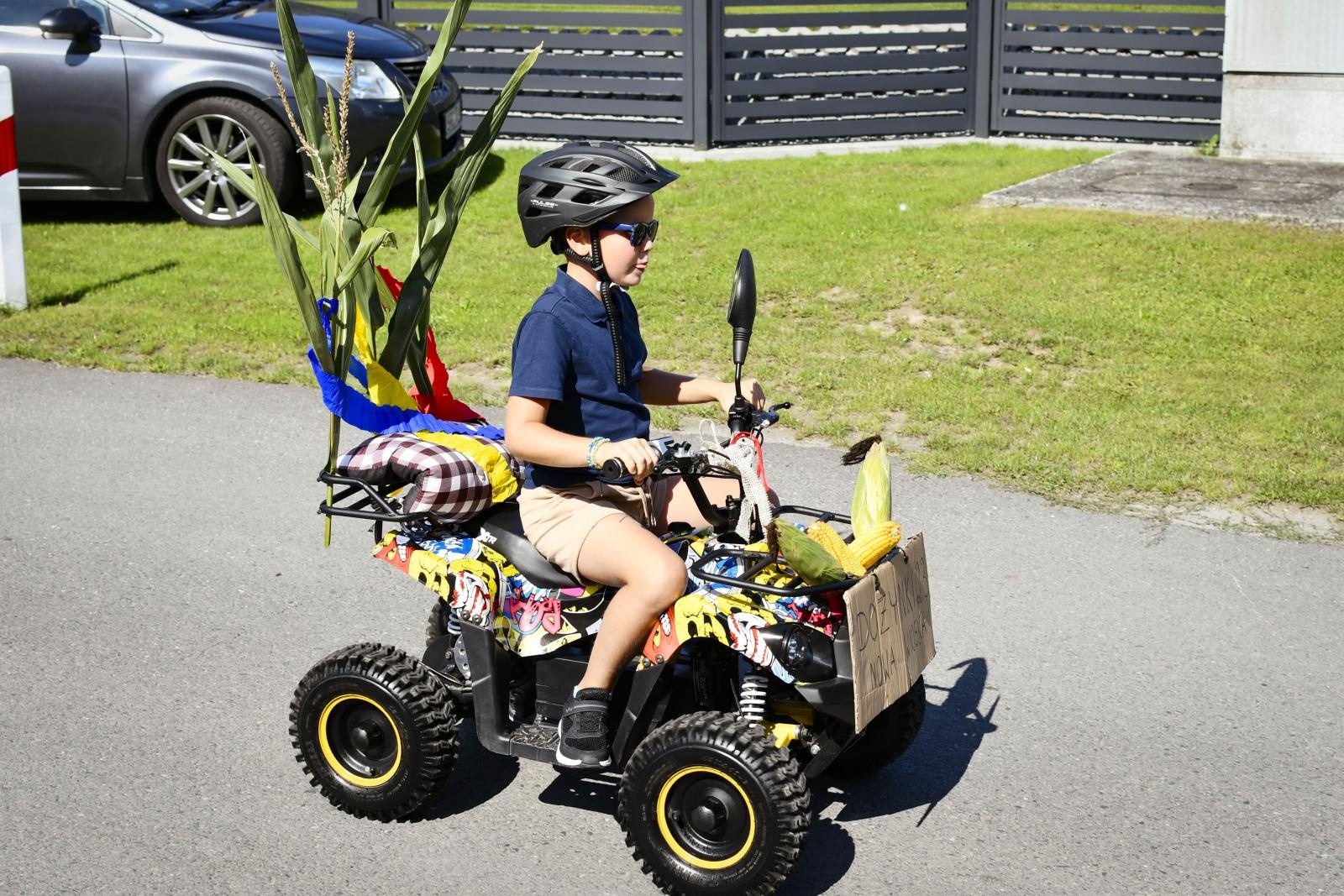 Zdjęcie w galerii na portalu naszraciborz.pl: Jedna parafia, dwa sołectwa. Dożynki w Owsiszczach [FOTO i WIDEO] wiadomości z regionu