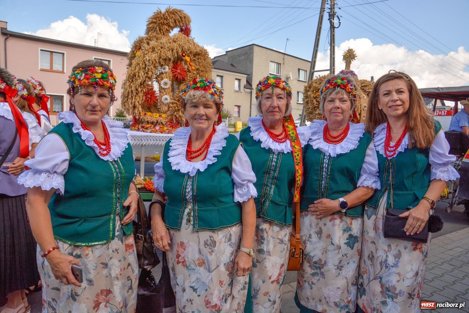 Zdjęcie w galerii na portalu naszraciborz.pl: Jedna parafia, dwa sołectwa. Dożynki w Owsiszczach [FOTO i WIDEO] wiadomości z regionu