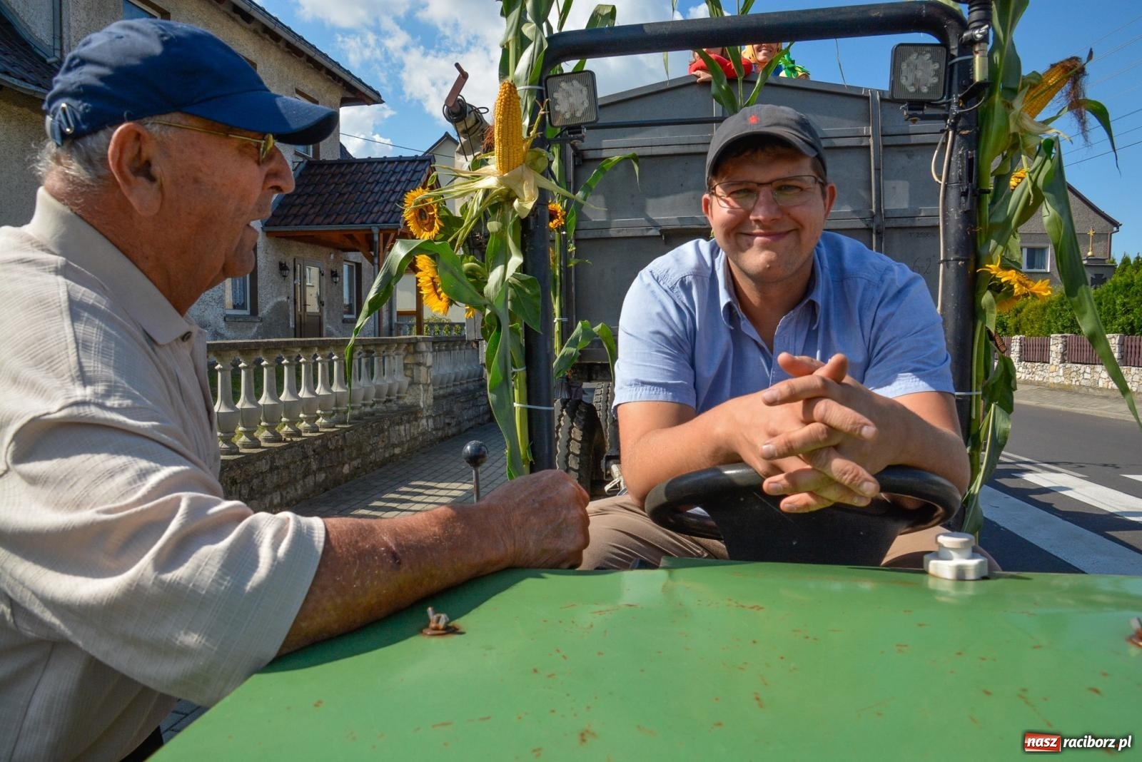 Zdjęcie w galerii na portalu naszraciborz.pl: Jedna parafia, dwa sołectwa. Dożynki w Owsiszczach [FOTO i WIDEO] wiadomości z regionu