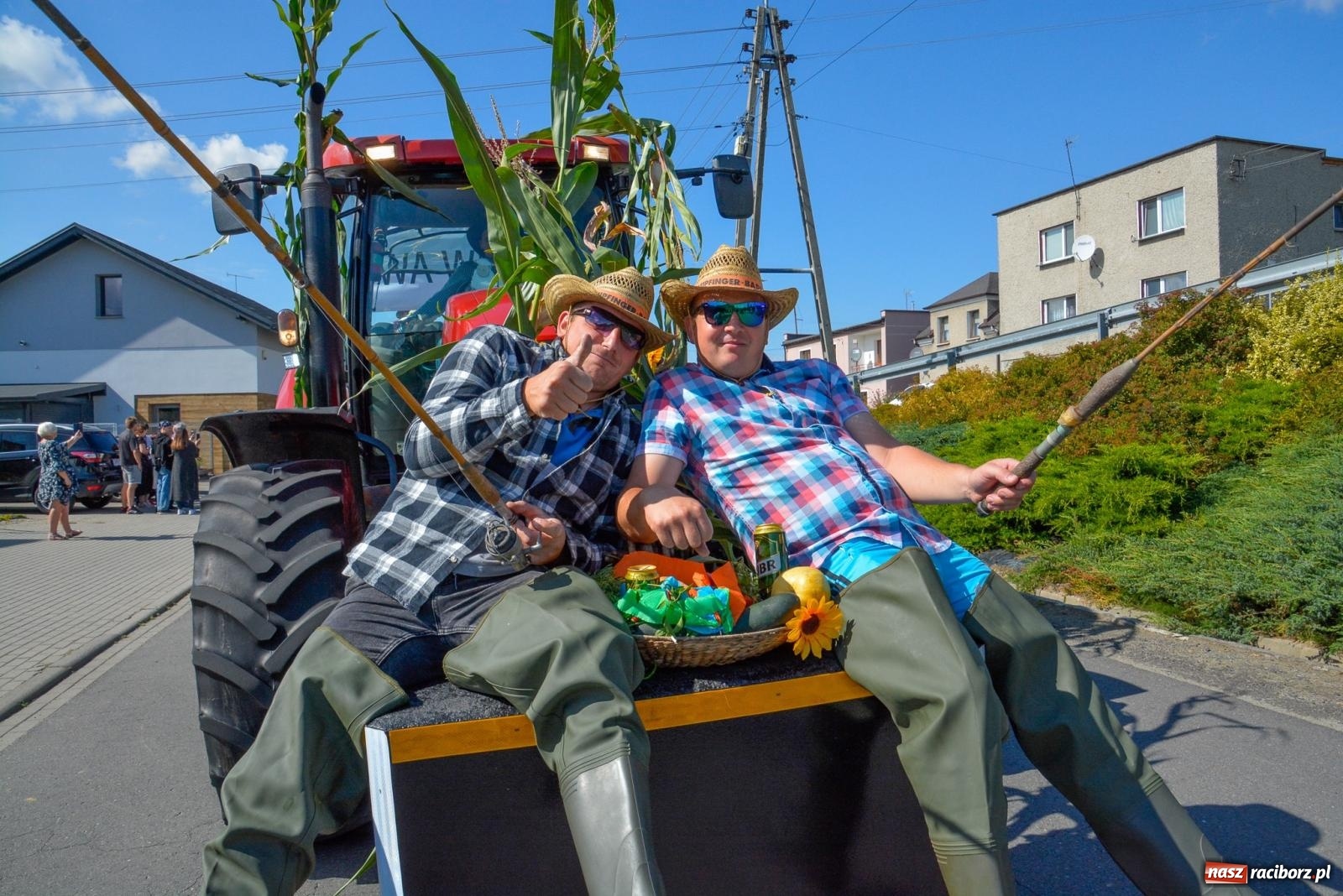 Zdjęcie w galerii na portalu naszraciborz.pl: Jedna parafia, dwa sołectwa. Dożynki w Owsiszczach [FOTO i WIDEO] wiadomości z regionu