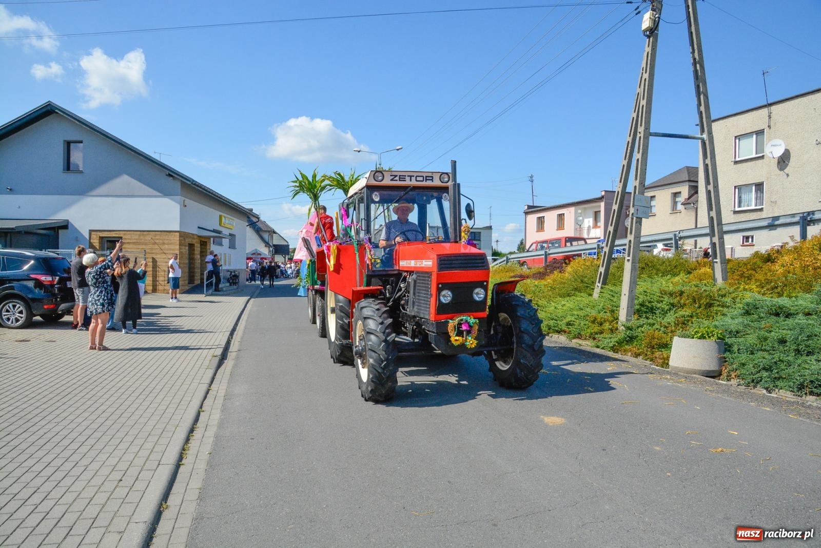 Zdjęcie w galerii na portalu naszraciborz.pl: Jedna parafia, dwa sołectwa. Dożynki w Owsiszczach [FOTO i WIDEO] wiadomości z regionu