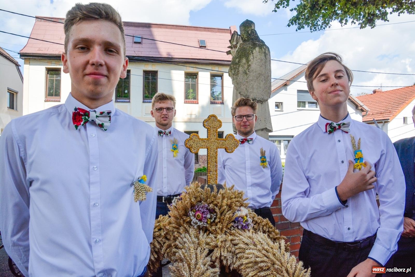 Zdjęcie w galerii na portalu naszraciborz.pl: Z Cyprzanowa do Pietrowic Wielkich. Dożynki gminne 2023 [FOTO i WIDEO] wiadomości z regionu