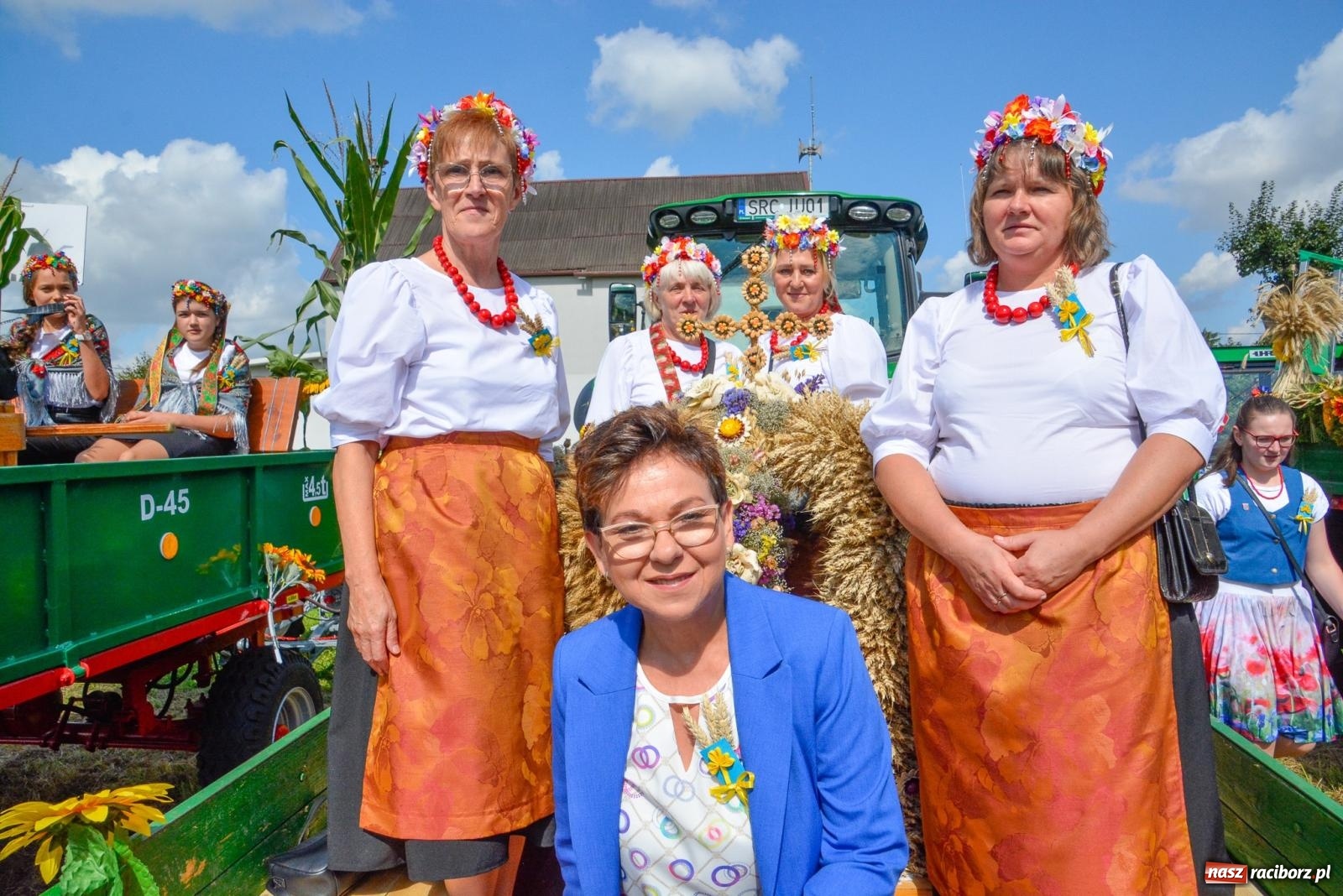 Zdjęcie w galerii na portalu naszraciborz.pl: Z Cyprzanowa do Pietrowic Wielkich. Dożynki gminne 2023 [FOTO i WIDEO] wiadomości z regionu