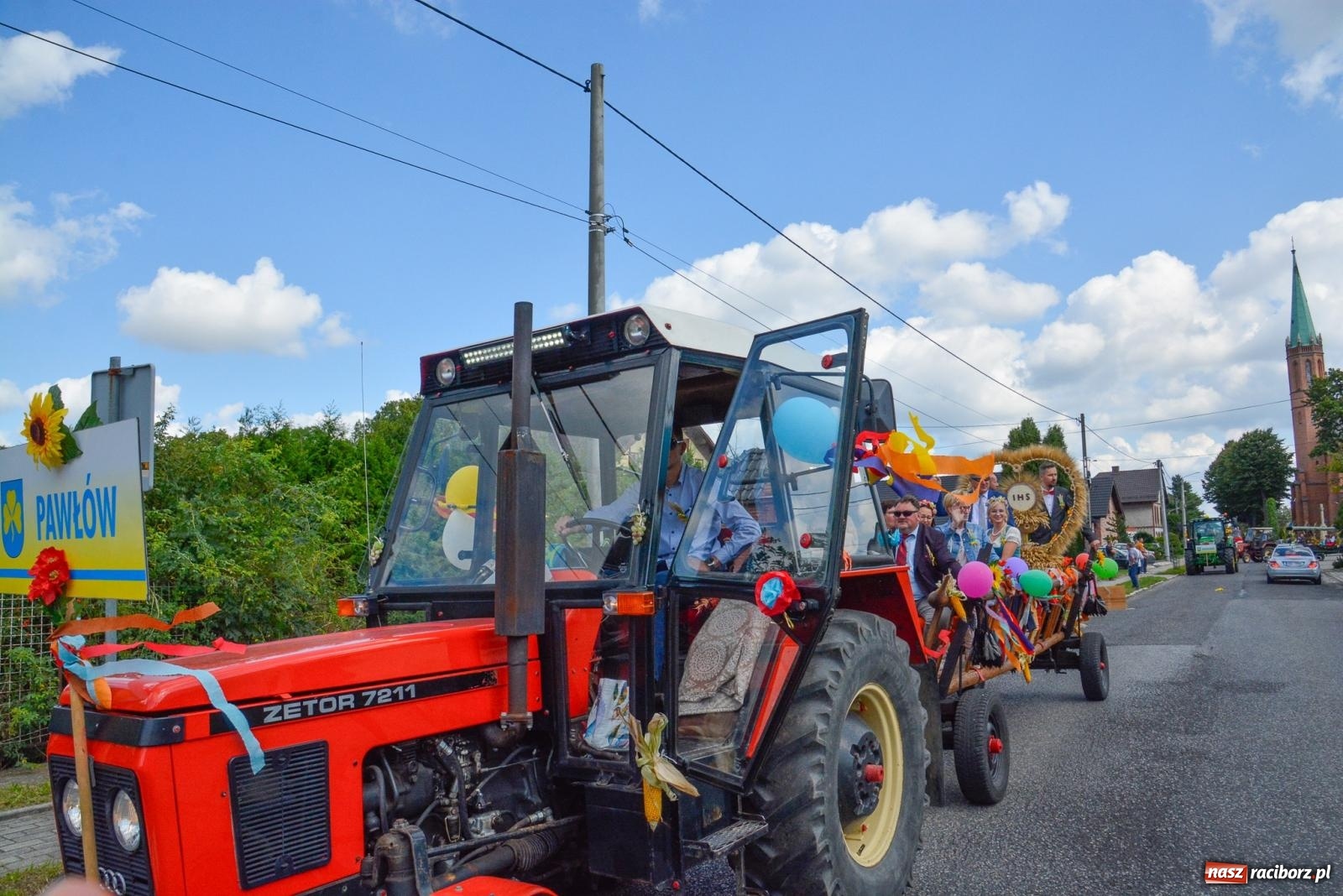 Zdjęcie w galerii na portalu naszraciborz.pl: Z Cyprzanowa do Pietrowic Wielkich. Dożynki gminne 2023 [FOTO i WIDEO] wiadomości z regionu