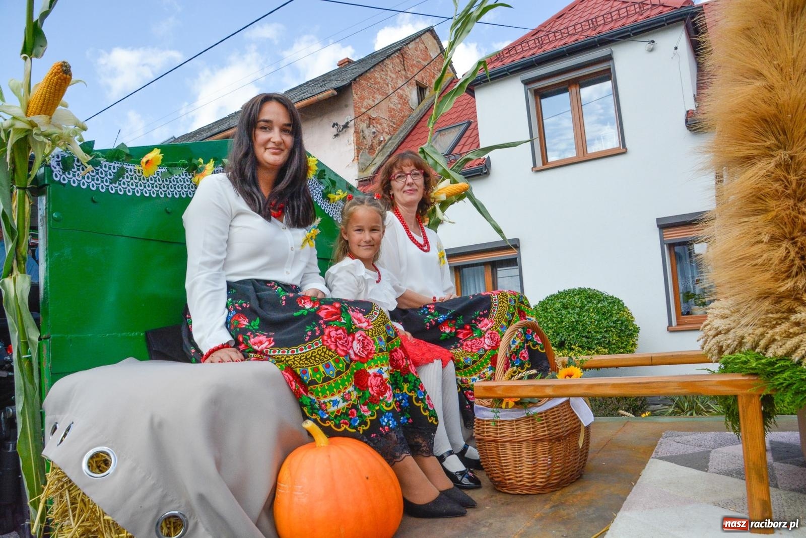 Zdjęcie w galerii na portalu naszraciborz.pl: Z Cyprzanowa do Pietrowic Wielkich. Dożynki gminne 2023 [FOTO i WIDEO] wiadomości z regionu