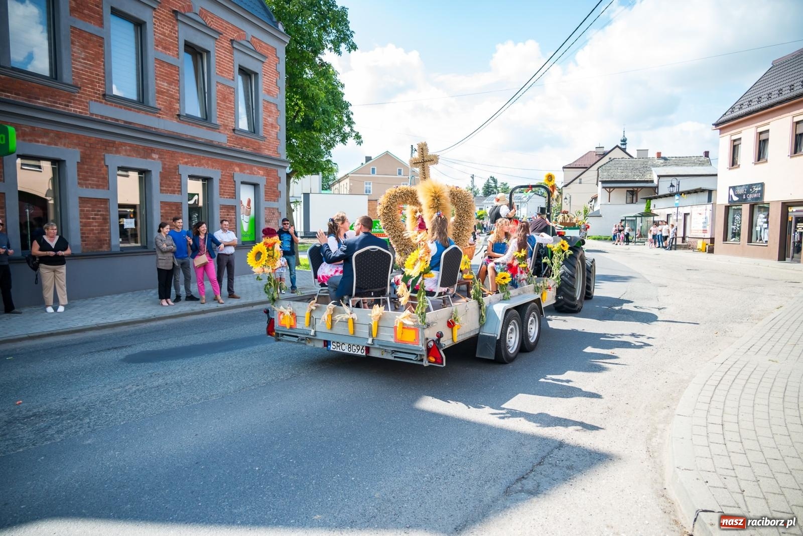 Zdjęcie w galerii na portalu naszraciborz.pl: Z Cyprzanowa do Pietrowic Wielkich. Dożynki gminne 2023 [FOTO i WIDEO] wiadomości z regionu