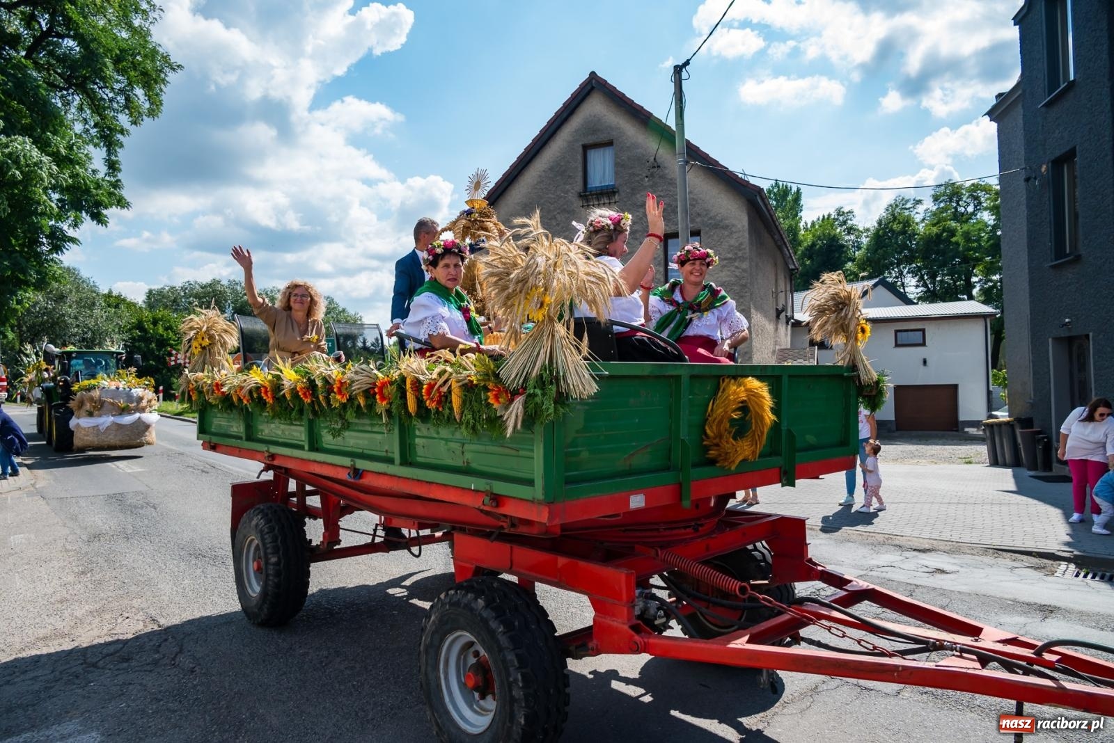 Zdjęcie w galerii na portalu naszraciborz.pl: Z Cyprzanowa do Pietrowic Wielkich. Dożynki gminne 2023 [FOTO i WIDEO] wiadomości z regionu