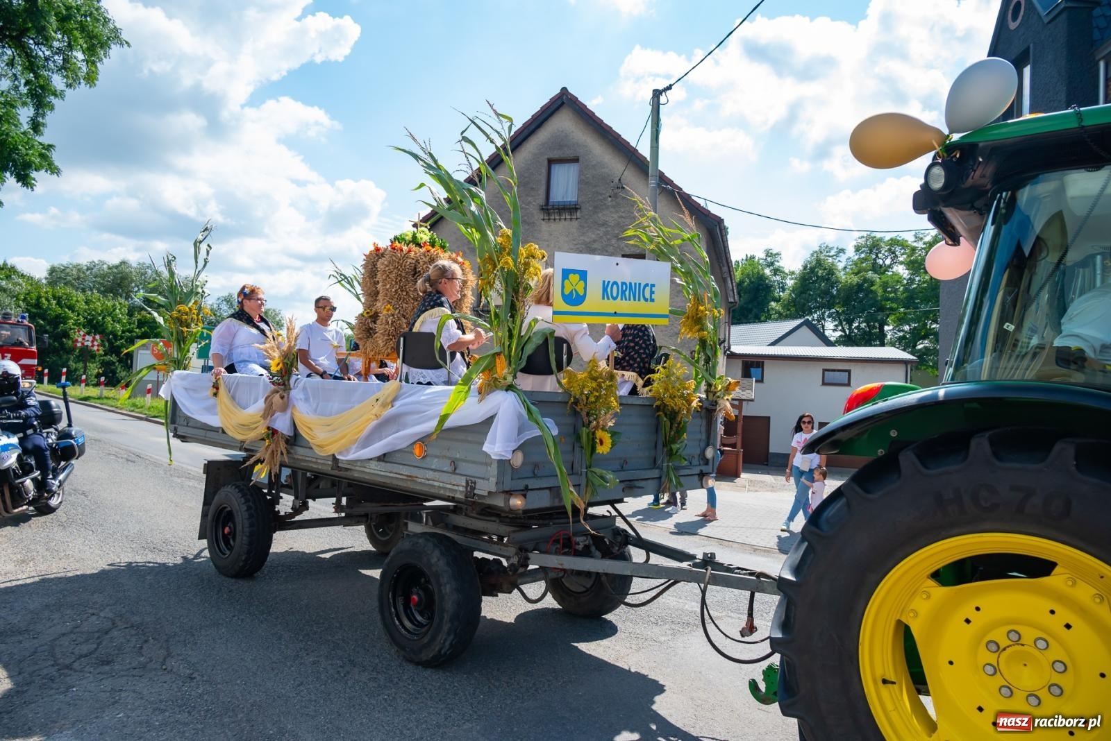 Zdjęcie w galerii na portalu naszraciborz.pl: Z Cyprzanowa do Pietrowic Wielkich. Dożynki gminne 2023 [FOTO i WIDEO] wiadomości z regionu