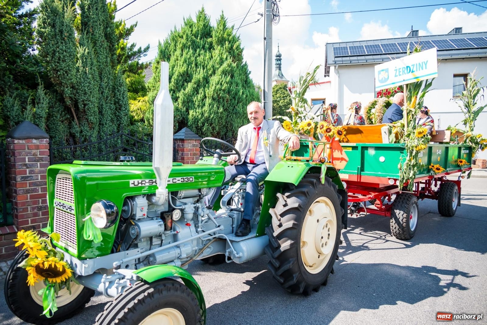 Zdjęcie w galerii na portalu naszraciborz.pl: Z Cyprzanowa do Pietrowic Wielkich. Dożynki gminne 2023 [FOTO i WIDEO] wiadomości z regionu