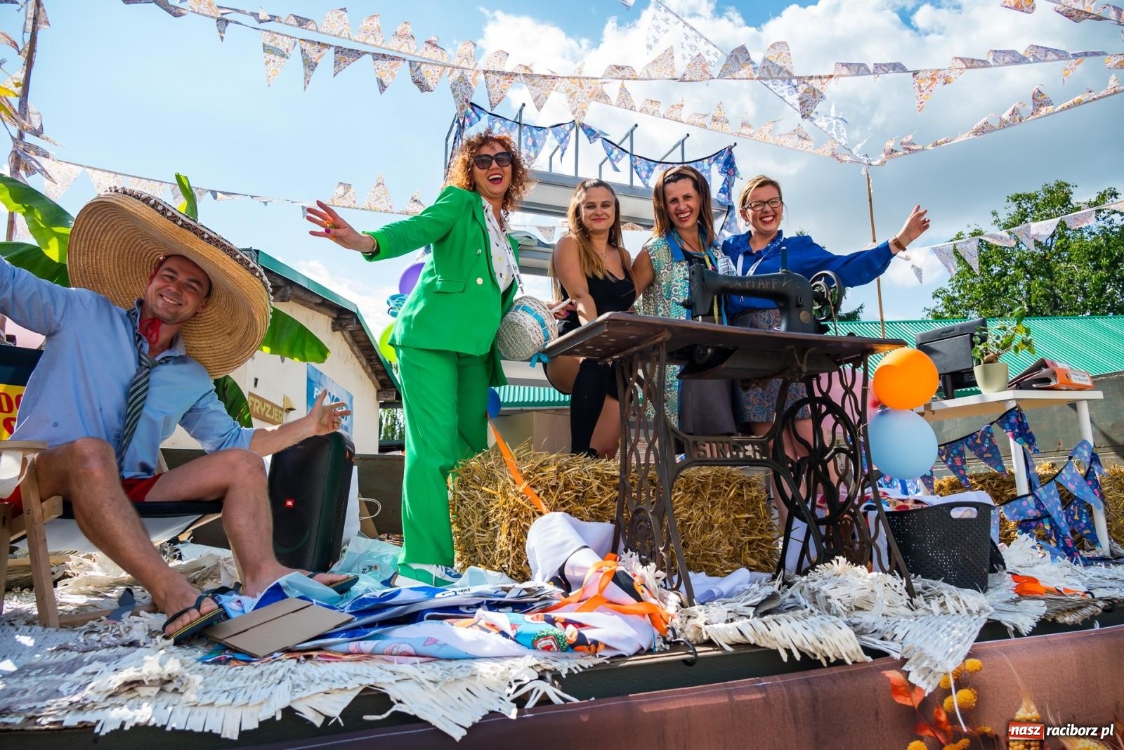 Zdjęcie w galerii na portalu naszraciborz.pl: Z Cyprzanowa do Pietrowic Wielkich. Dożynki gminne 2023 [FOTO i WIDEO] wiadomości z regionu