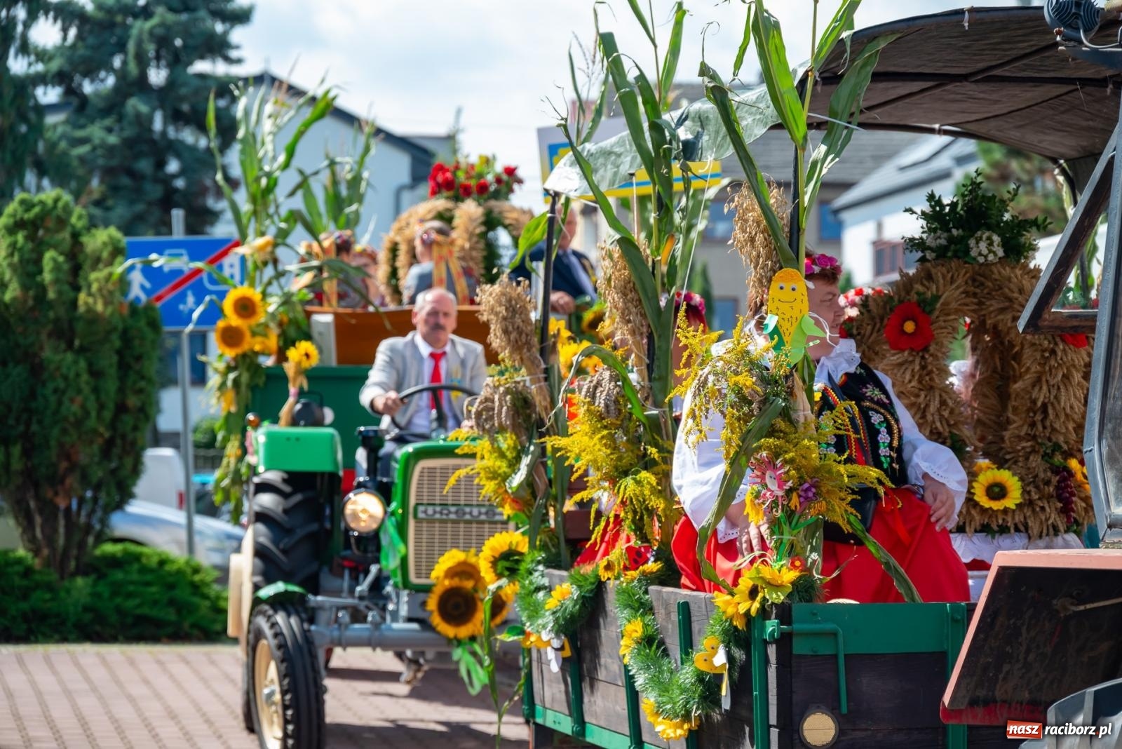 Zdjęcie w galerii na portalu naszraciborz.pl: Z Cyprzanowa do Pietrowic Wielkich. Dożynki gminne 2023 [FOTO i WIDEO] wiadomości z regionu