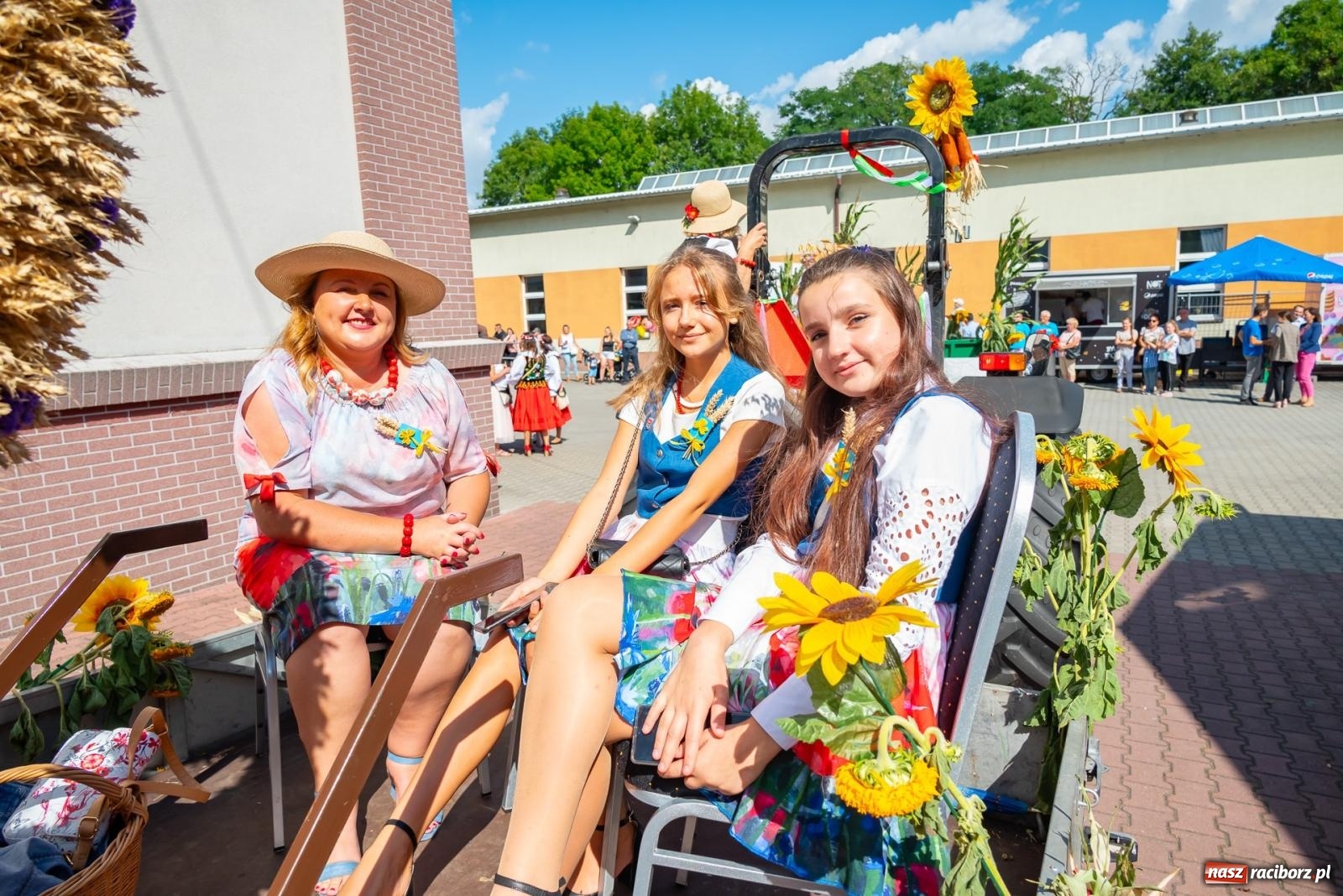 Zdjęcie w galerii na portalu naszraciborz.pl: Z Cyprzanowa do Pietrowic Wielkich. Dożynki gminne 2023 [FOTO i WIDEO] wiadomości z regionu