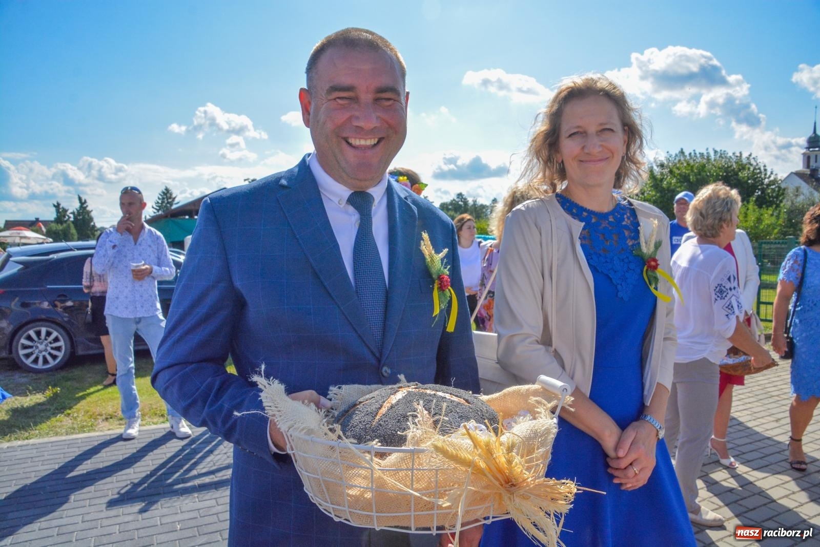 Zdjęcie w galerii na portalu naszraciborz.pl: Oldskul, mechanizacja i samolot. Dożynki w Rudyszwałdzie [FOTO i WIDEO] wiadomości z regionu