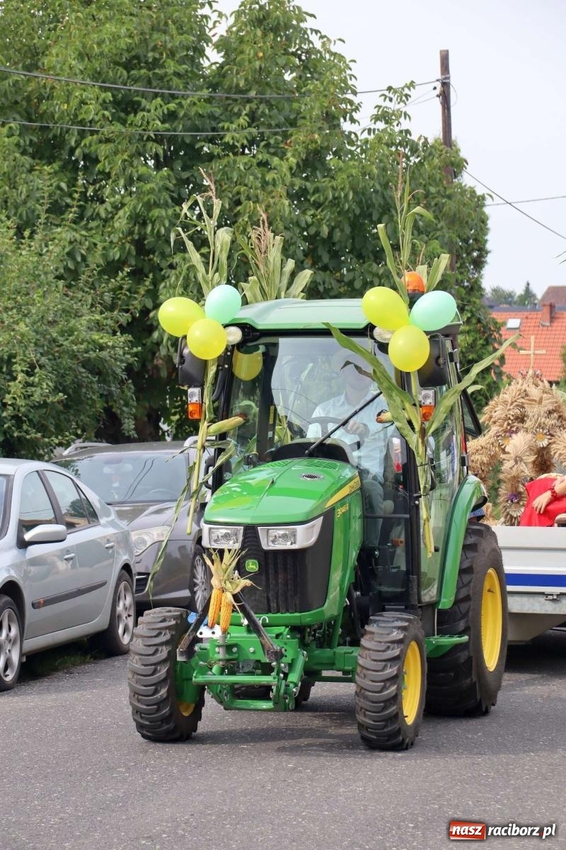 Zdjęcie w galerii na portalu naszraciborz.pl: Błażejowice gospodarzem dożynek w parafii Sławików [FOTO] wiadomości z regionu