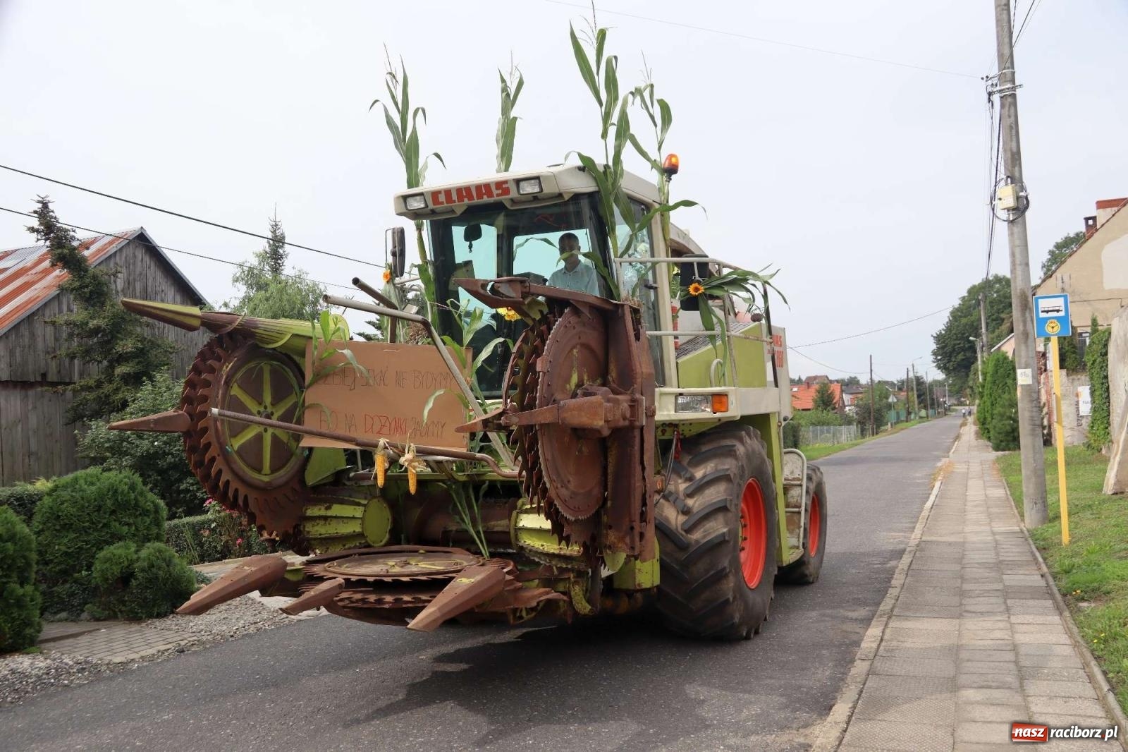 Zdjęcie w galerii na portalu naszraciborz.pl: Błażejowice gospodarzem dożynek w parafii Sławików [FOTO] wiadomości z regionu