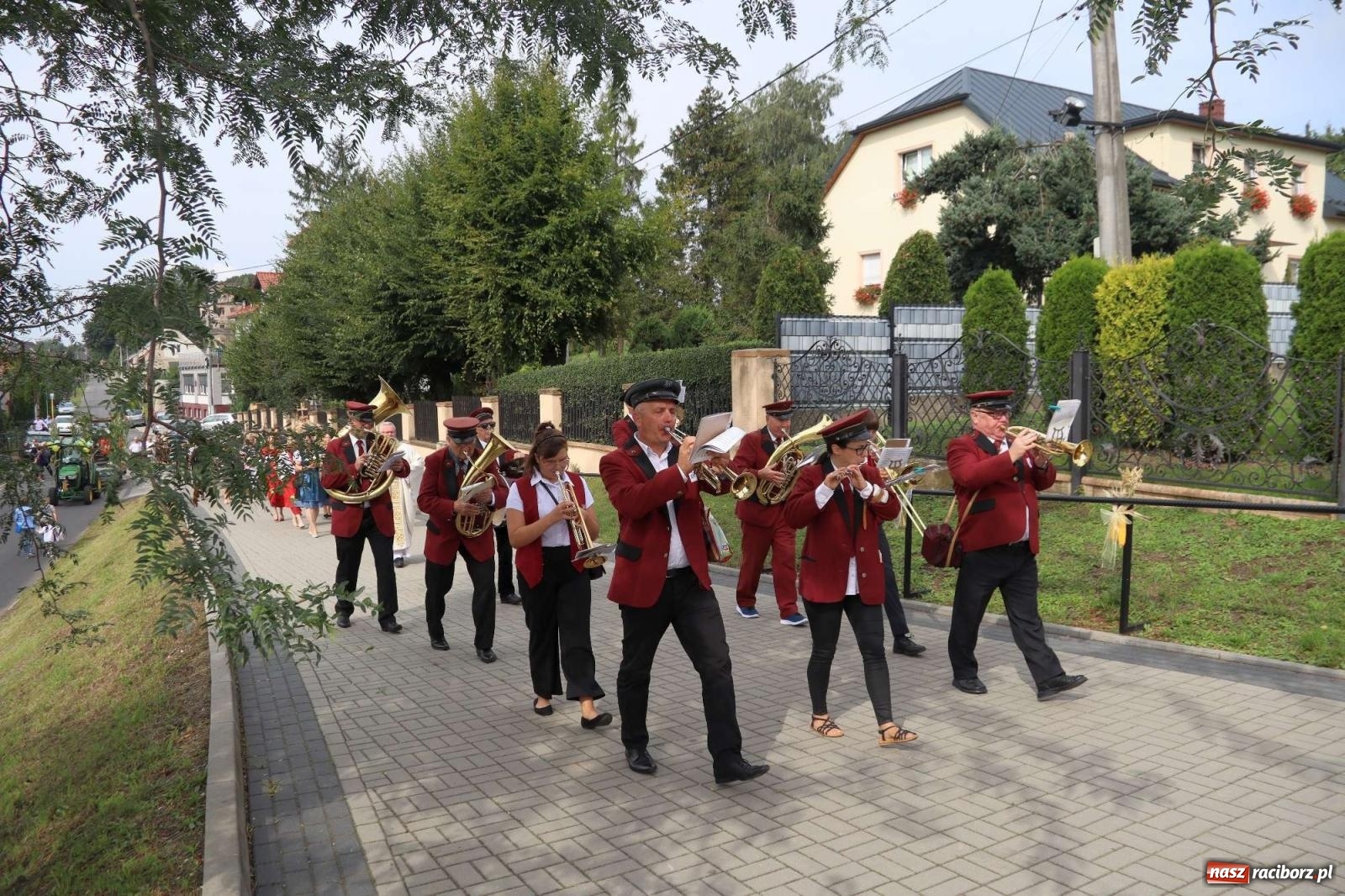 Zdjęcie w galerii na portalu naszraciborz.pl: Błażejowice gospodarzem dożynek w parafii Sławików [FOTO] wiadomości z regionu