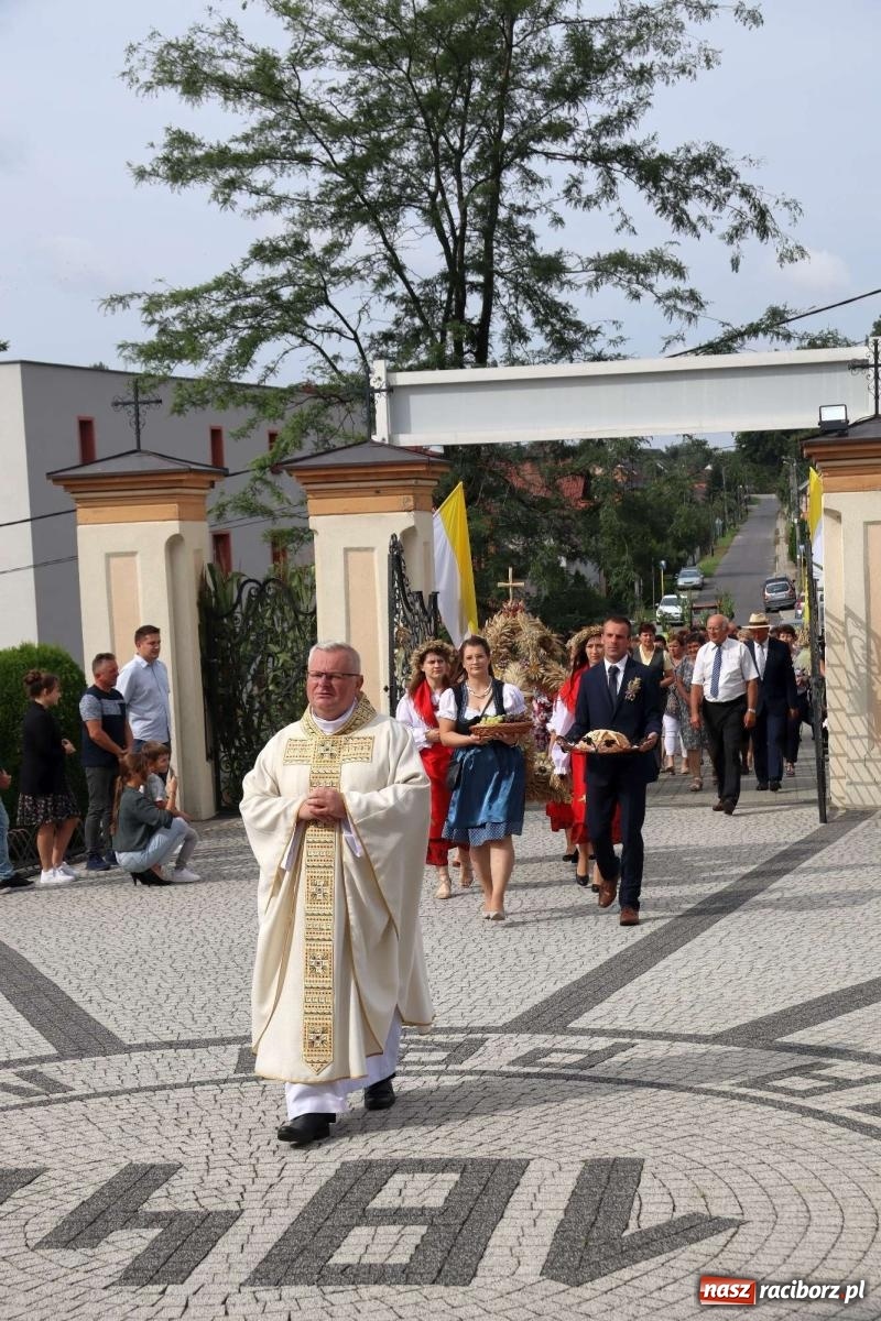 Zdjęcie w galerii na portalu naszraciborz.pl: Błażejowice gospodarzem dożynek w parafii Sławików [FOTO] wiadomości z regionu