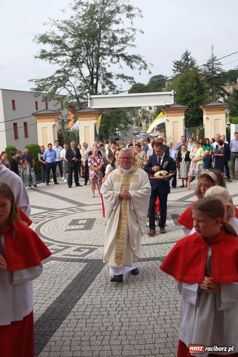 Zdjęcie w galerii na portalu naszraciborz.pl: Błażejowice gospodarzem dożynek w parafii Sławików [FOTO] wiadomości z regionu