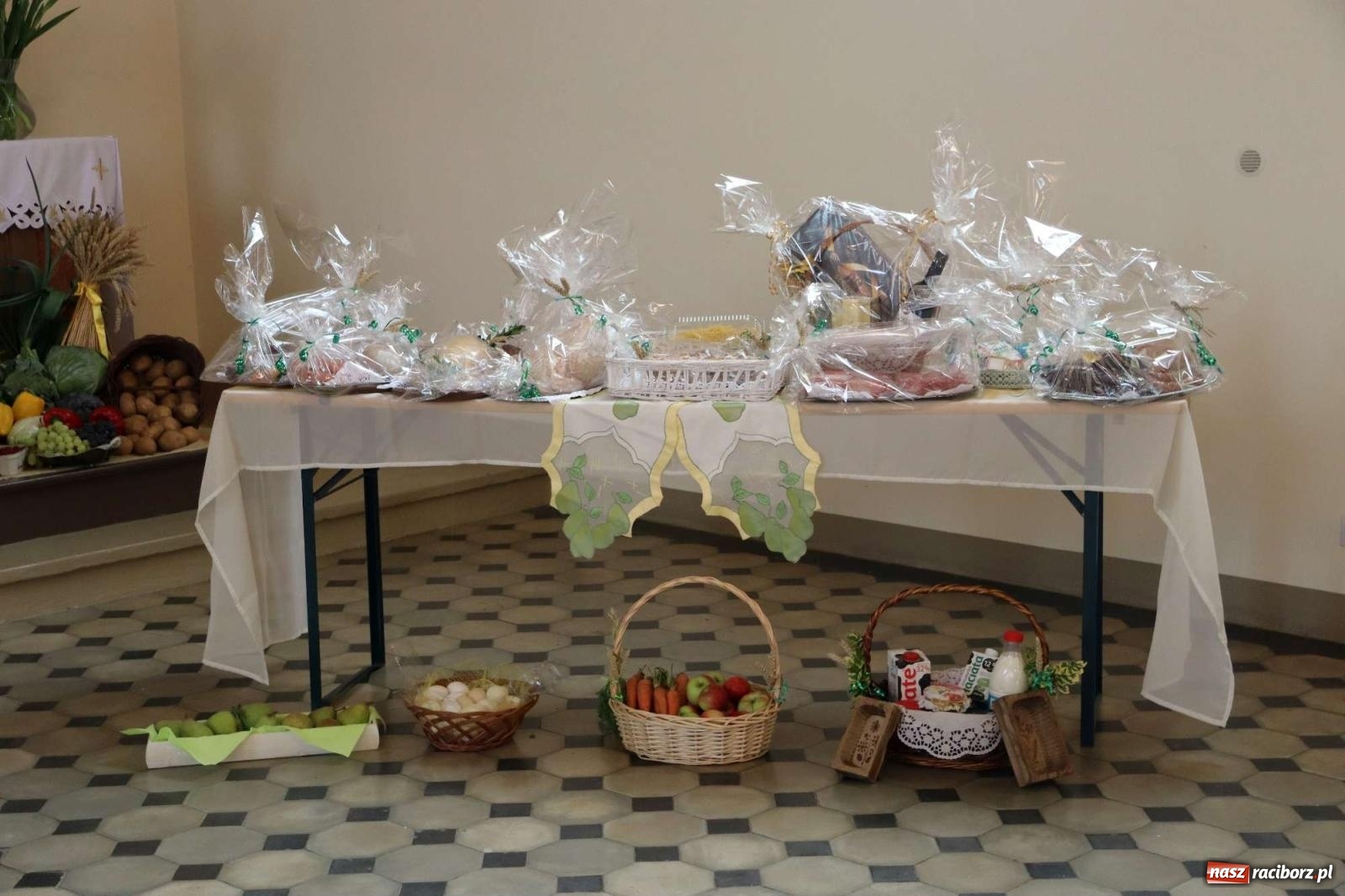 Zdjęcie w galerii na portalu naszraciborz.pl: Błażejowice gospodarzem dożynek w parafii Sławików [FOTO] wiadomości z regionu