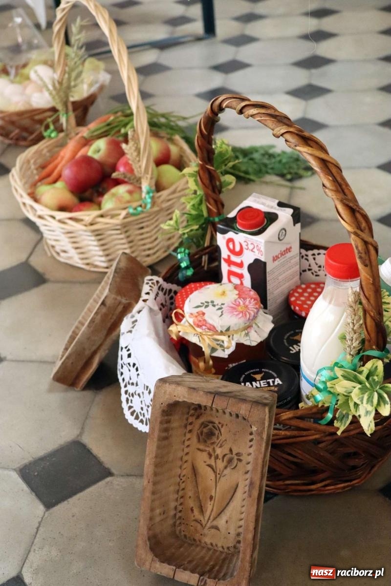 Zdjęcie w galerii na portalu naszraciborz.pl: Błażejowice gospodarzem dożynek w parafii Sławików [FOTO] wiadomości z regionu