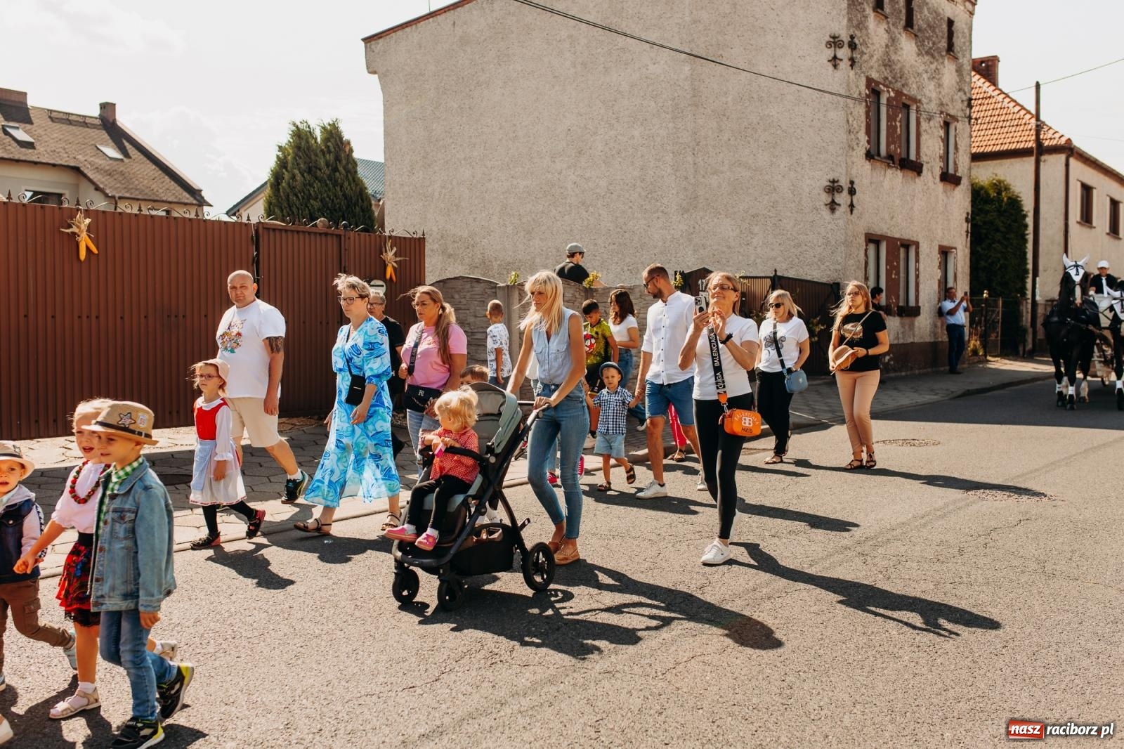 Zdjęcie w galerii na portalu naszraciborz.pl: Tak się bawi Studzienna! Dożynki 2023 [FOTO i WIDEO] wiadomości z regionu