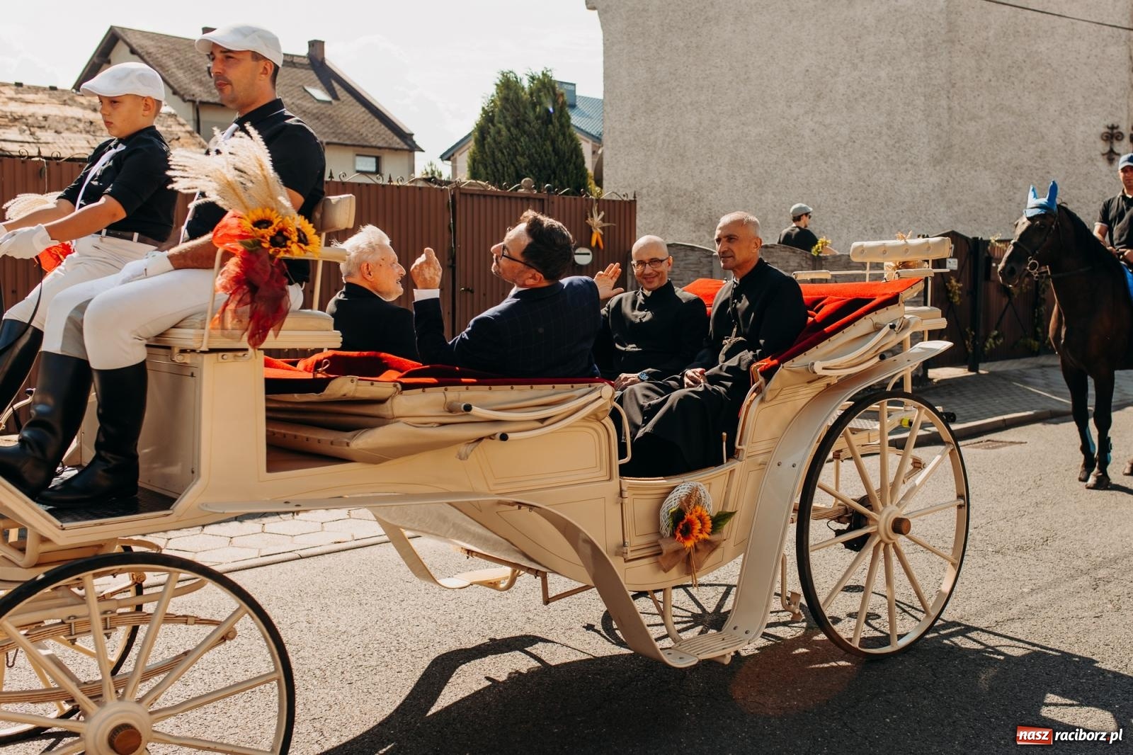 Zdjęcie w galerii na portalu naszraciborz.pl: Tak się bawi Studzienna! Dożynki 2023 [FOTO i WIDEO] wiadomości z regionu